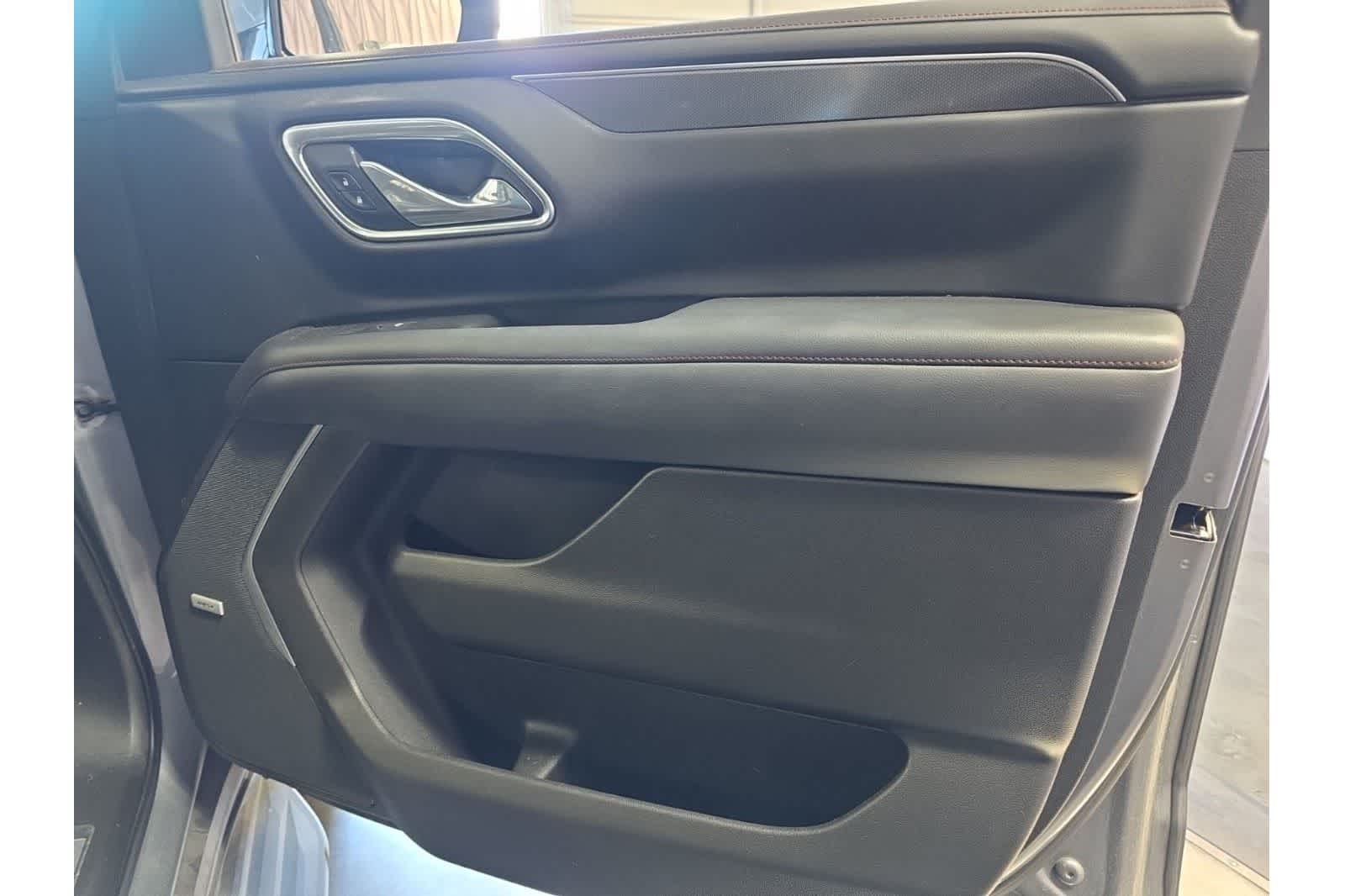 Thumbnail: 2021 Chevrolet Tahoe - 14