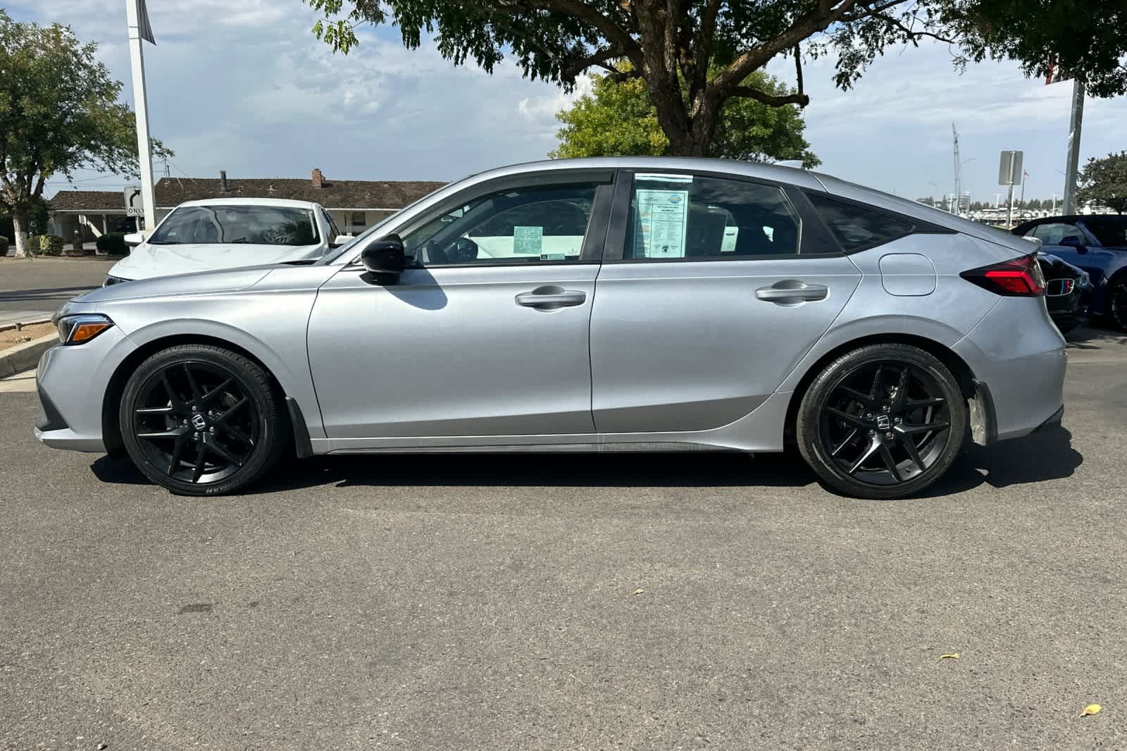 Thumbnail: 2023 Honda Civic - 6