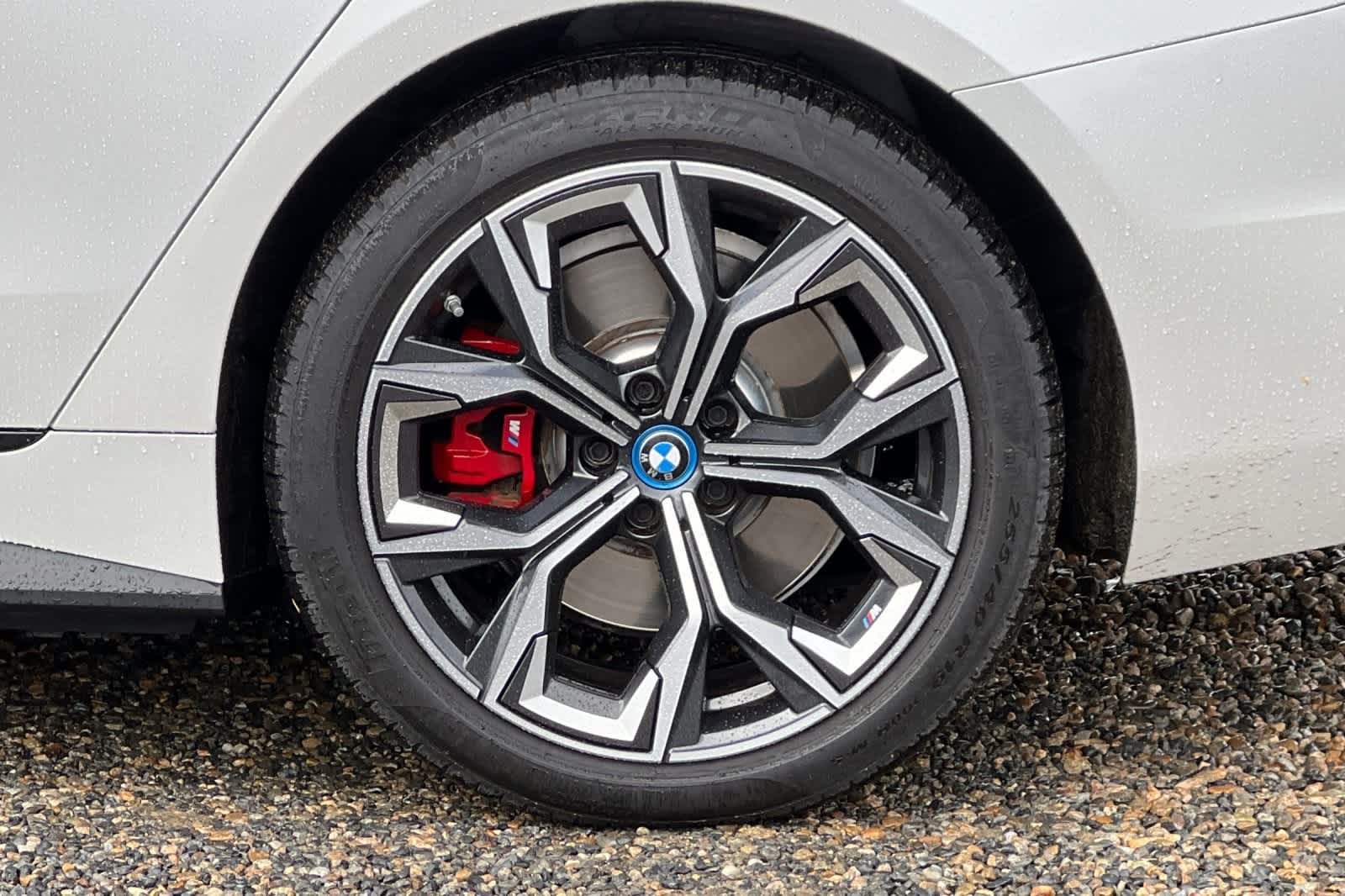 Thumbnail: 2023 BMW i4 - 36