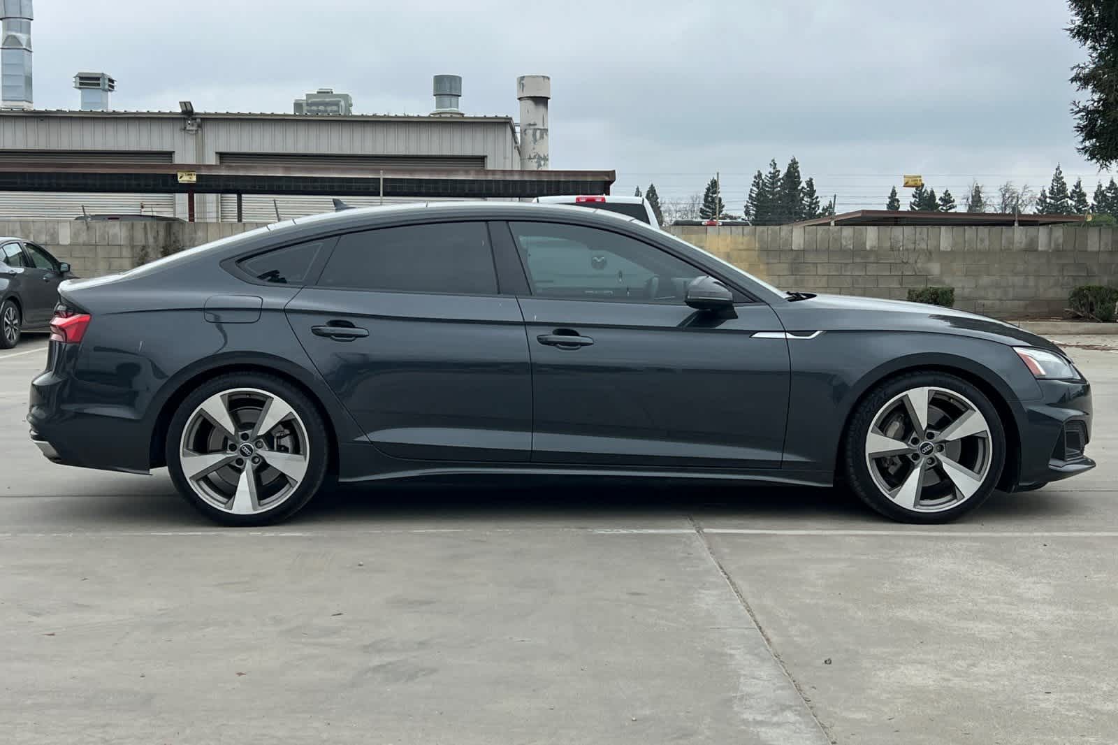 Thumbnail: 2020 Audi A5 - 9