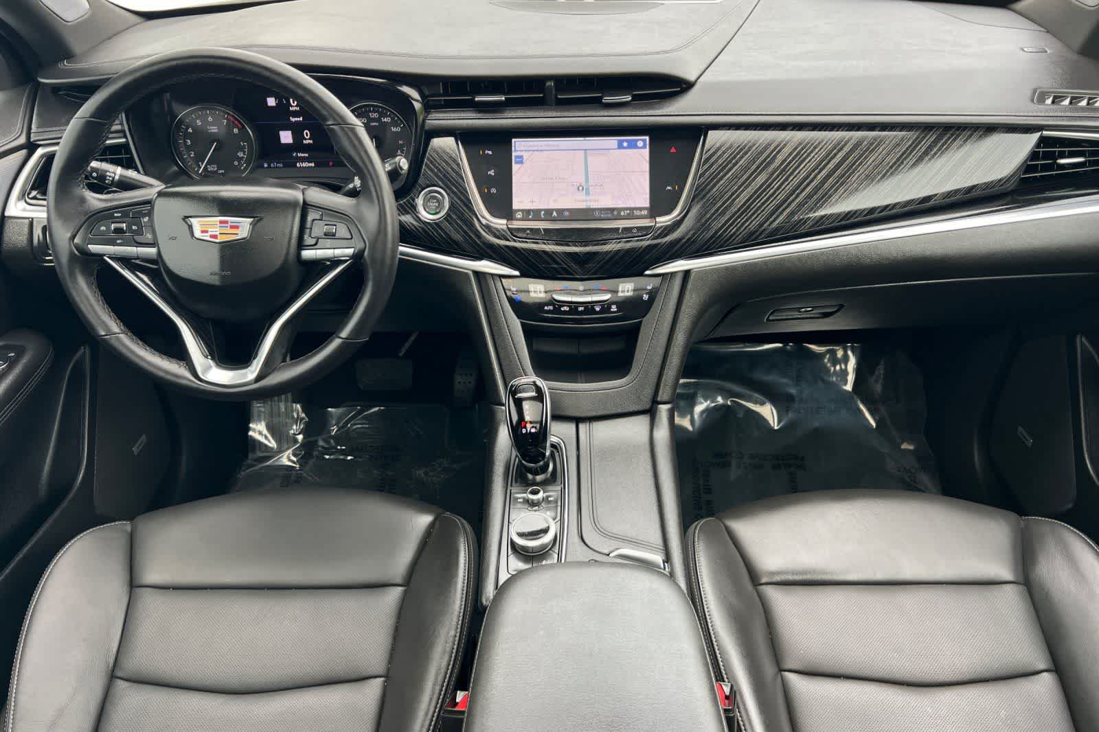 Thumbnail: 2025 Cadillac XT6 - 3