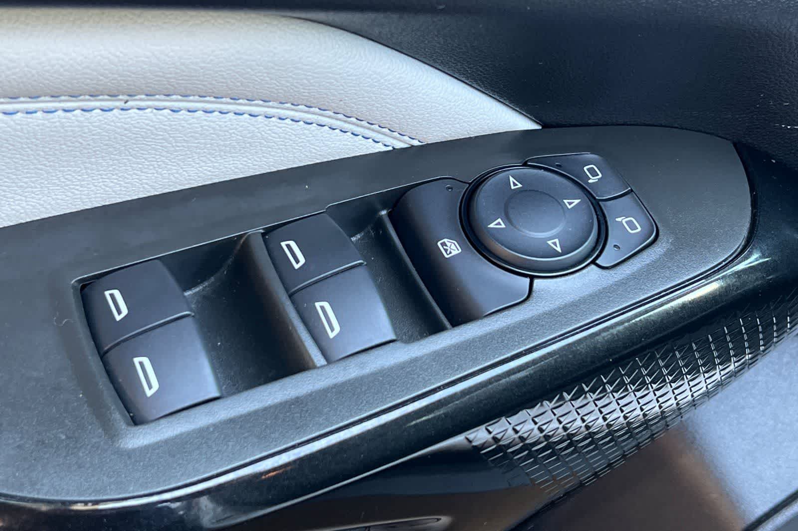 Thumbnail: 2024 Chevrolet Trax - 14