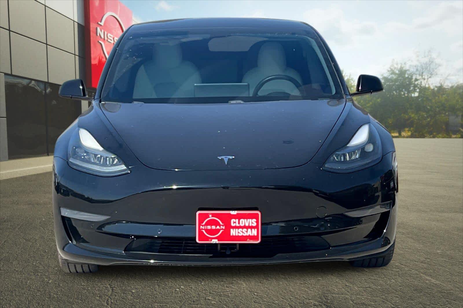Thumbnail: 2021 Tesla Model 3 - 11
