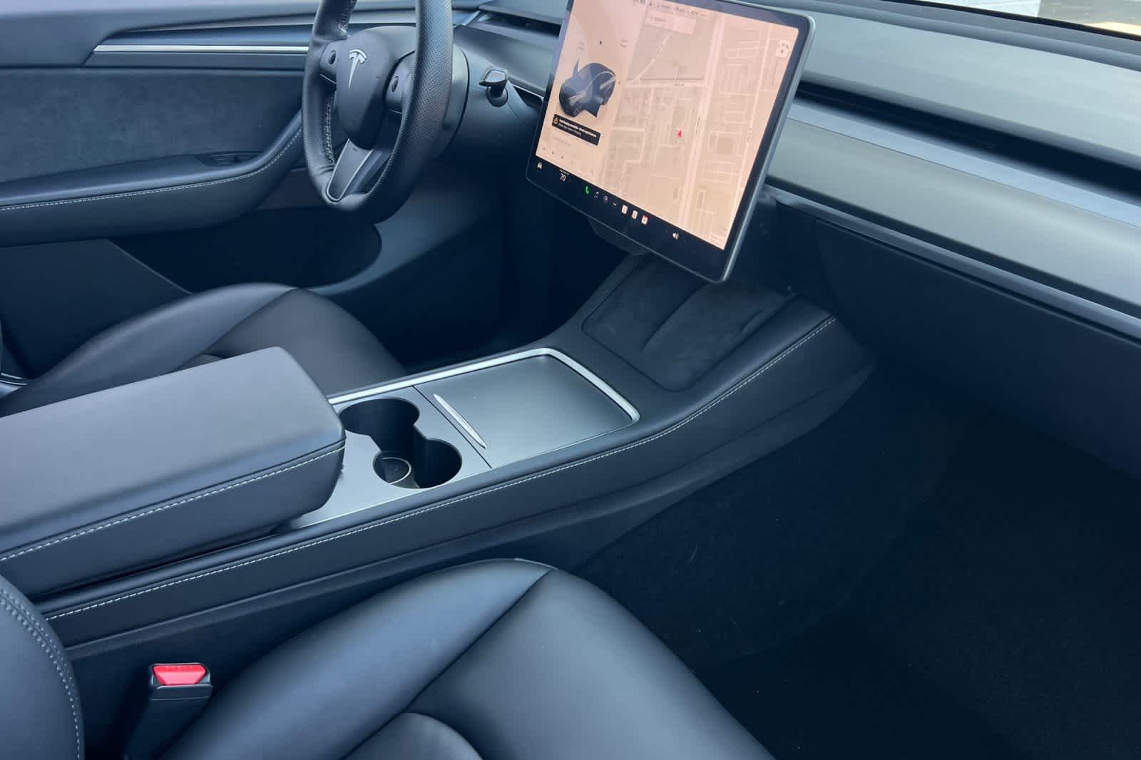 Thumbnail: 2024 Tesla Model Y - 17