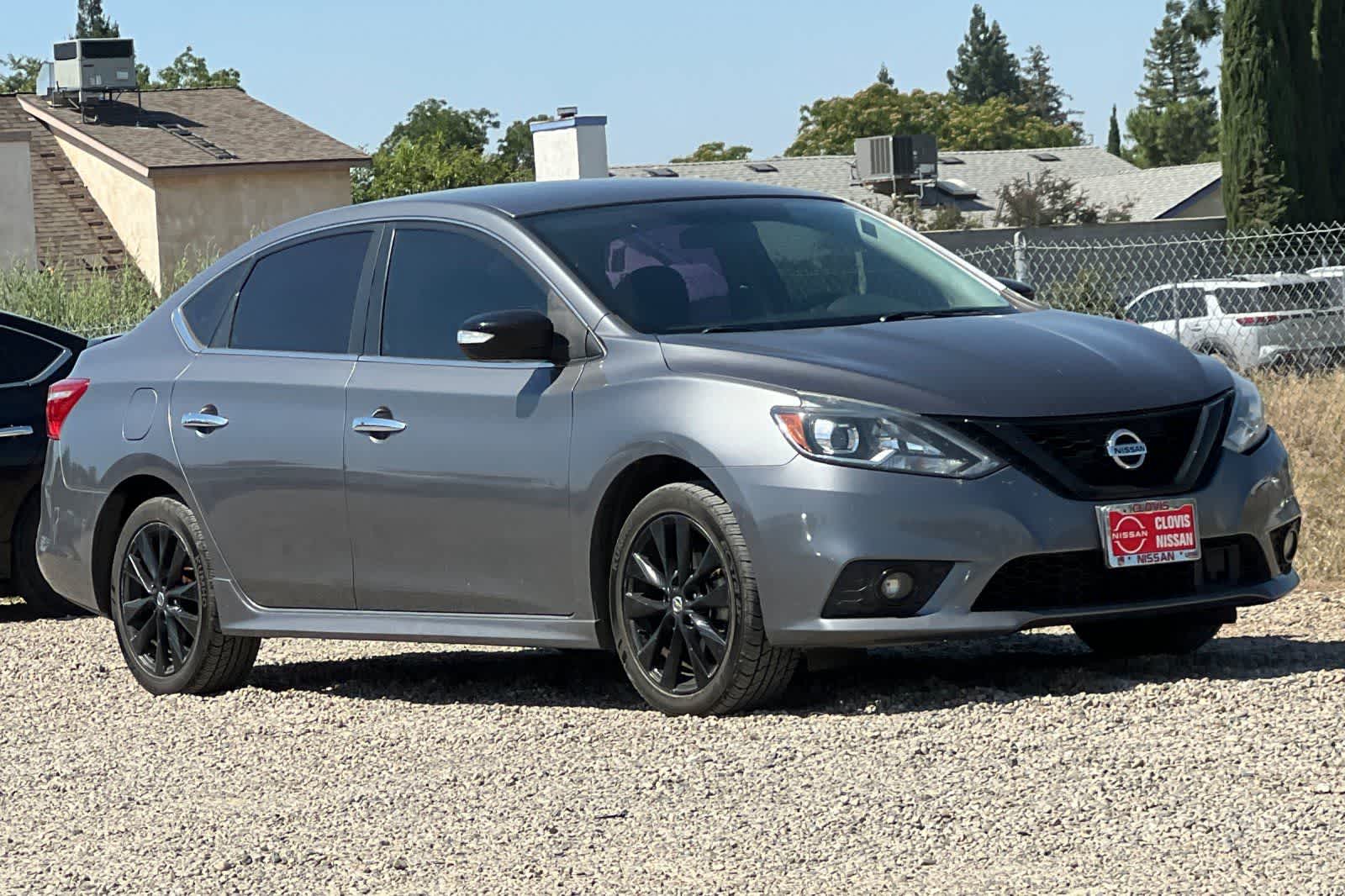 Thumbnail: 2018 Nissan Sentra - 10