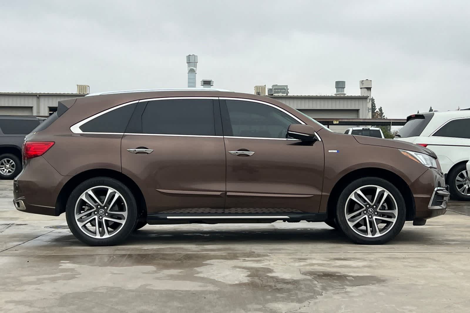 Thumbnail: 2019 Acura MDX - 9