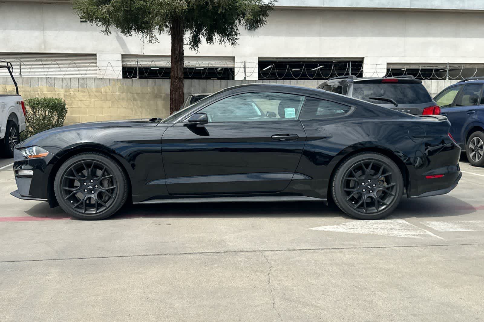 Thumbnail: 2018 Ford Mustang - 6