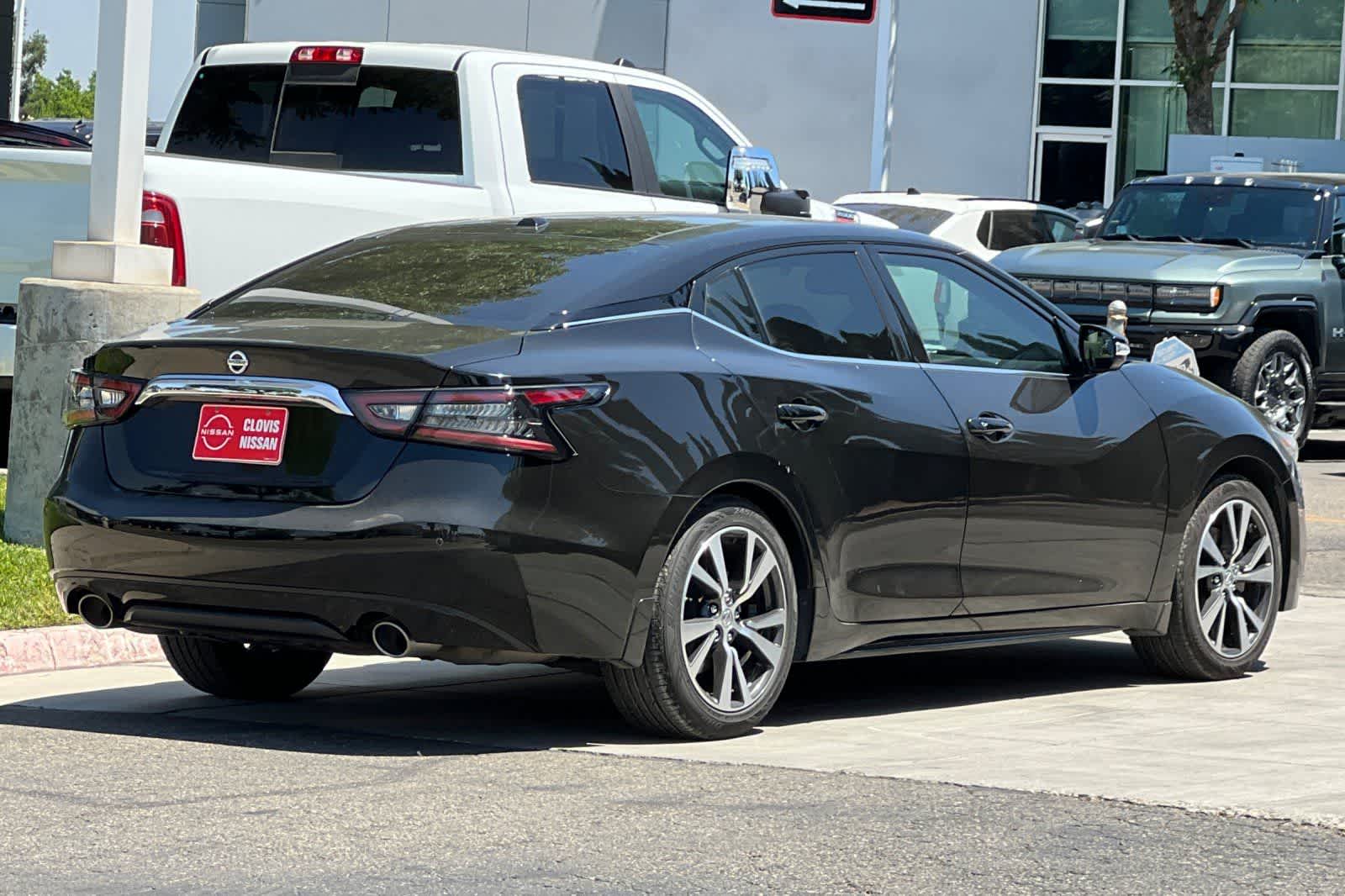 Thumbnail: 2017 Nissan Maxima - 3