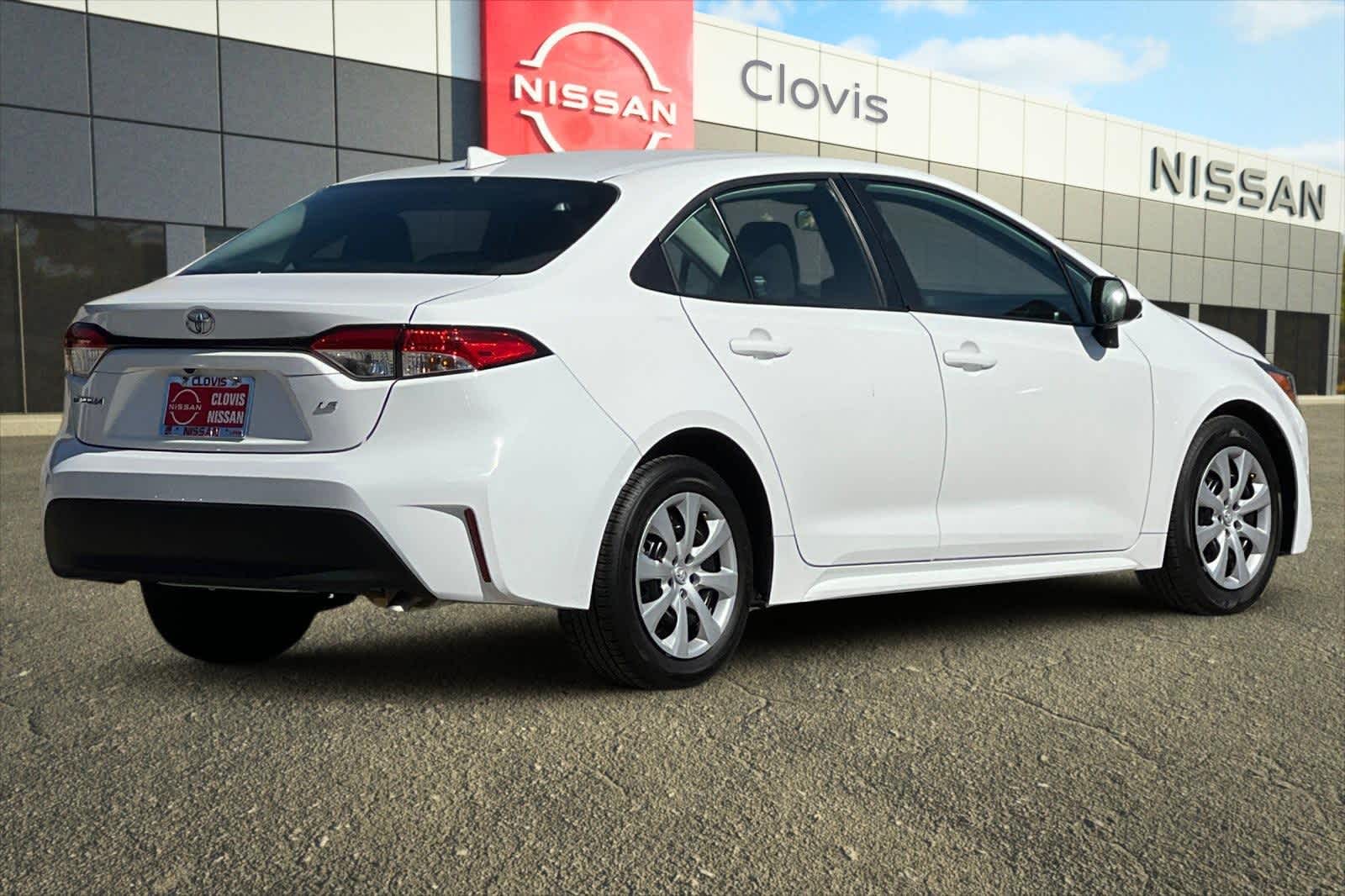 Thumbnail: 2023 Toyota Corolla - 3