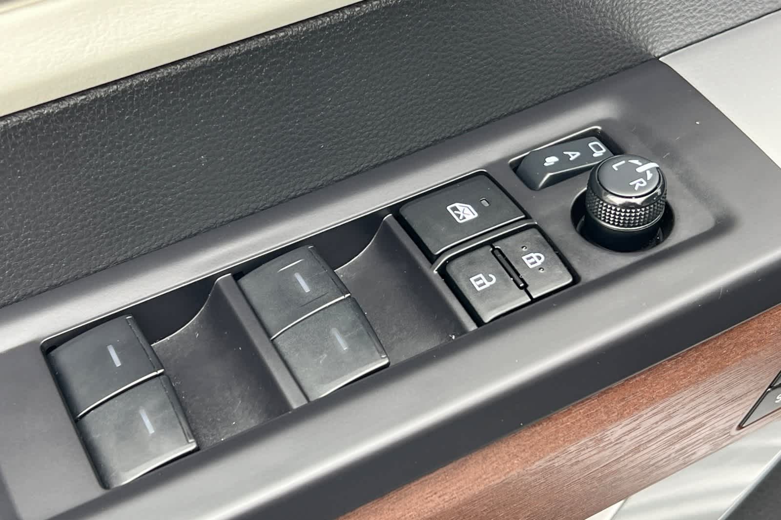 Thumbnail: 2024 Toyota Tundra - 14