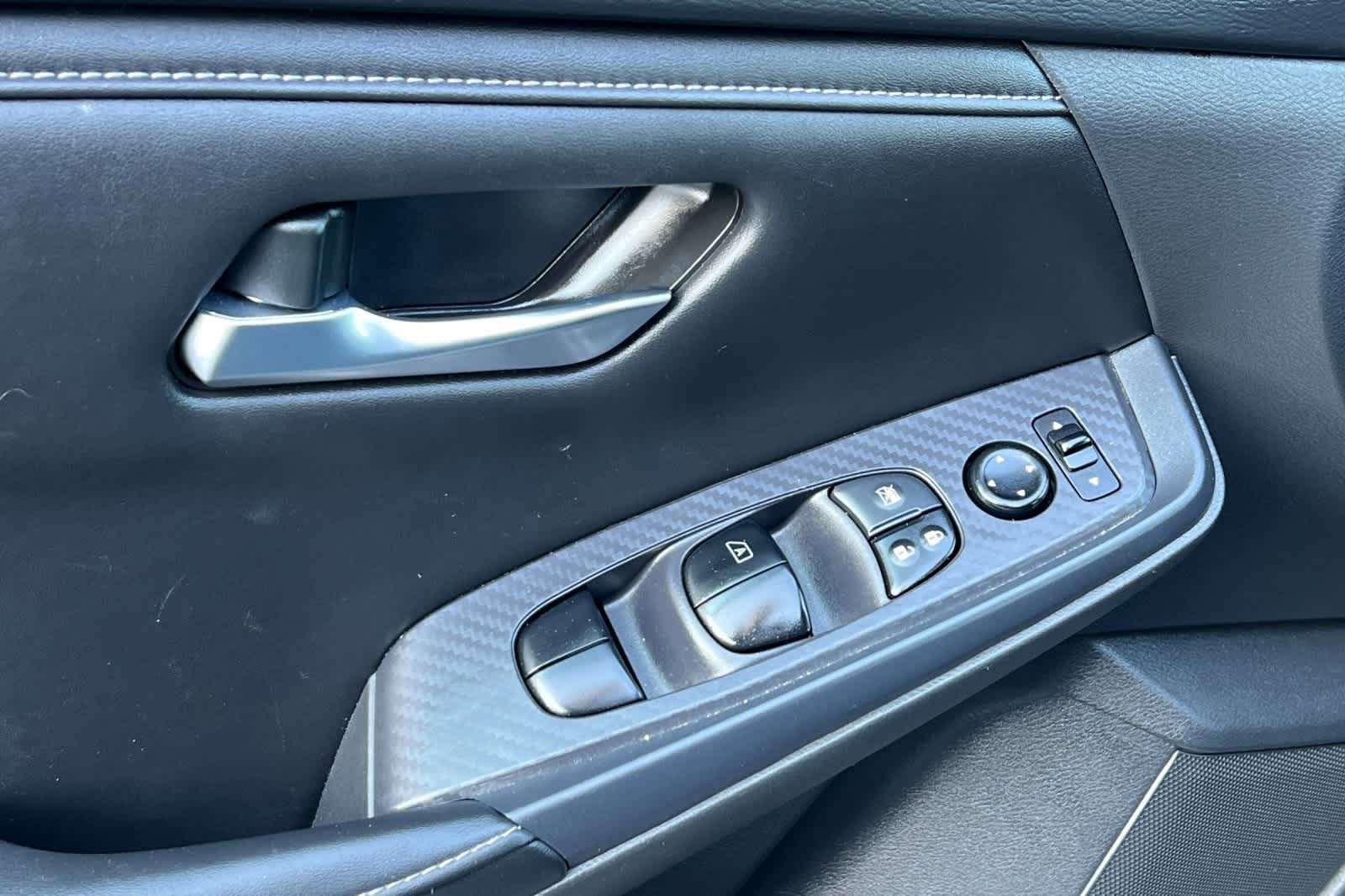 Thumbnail: 2023 Nissan Sentra - 13