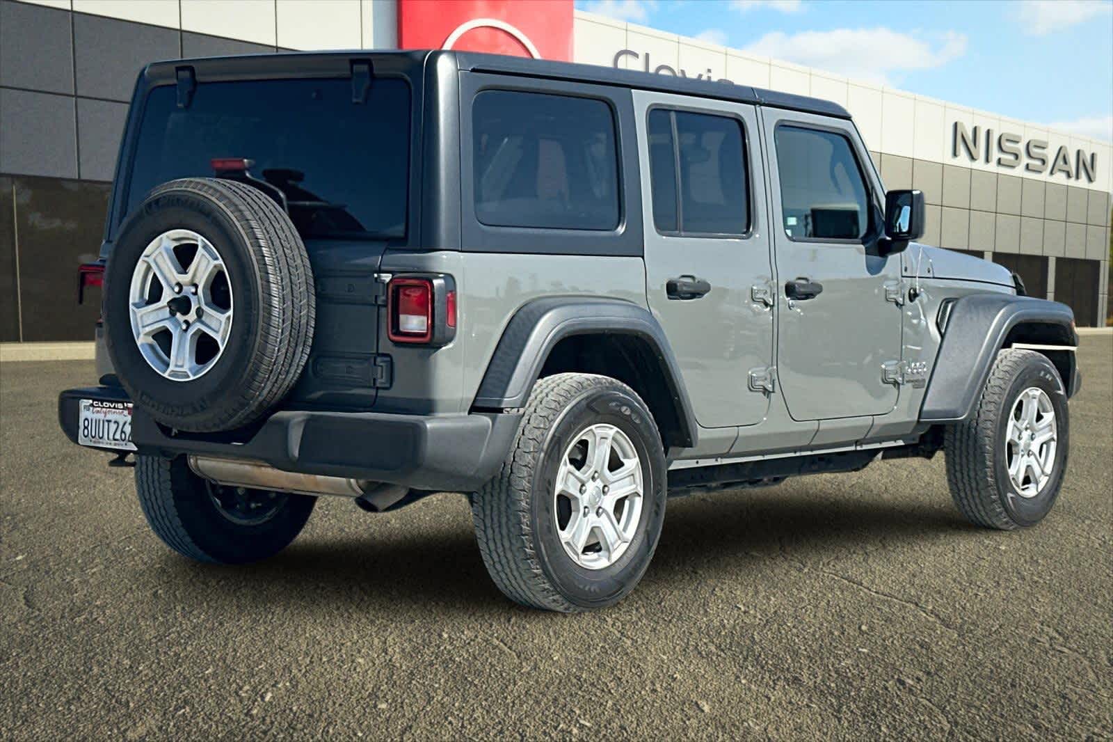 Thumbnail: 2019 Jeep Wrangler - 3