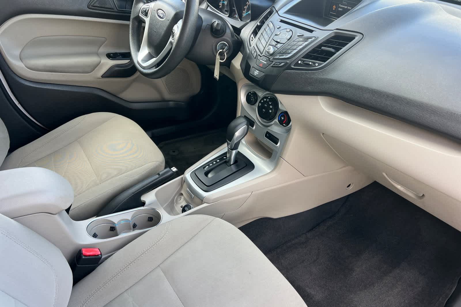 Thumbnail: 2018 Ford Fiesta - 17