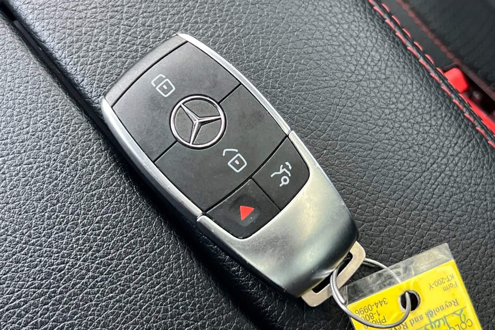 Thumbnail: 2022 Mercedes-Benz GLC - 27