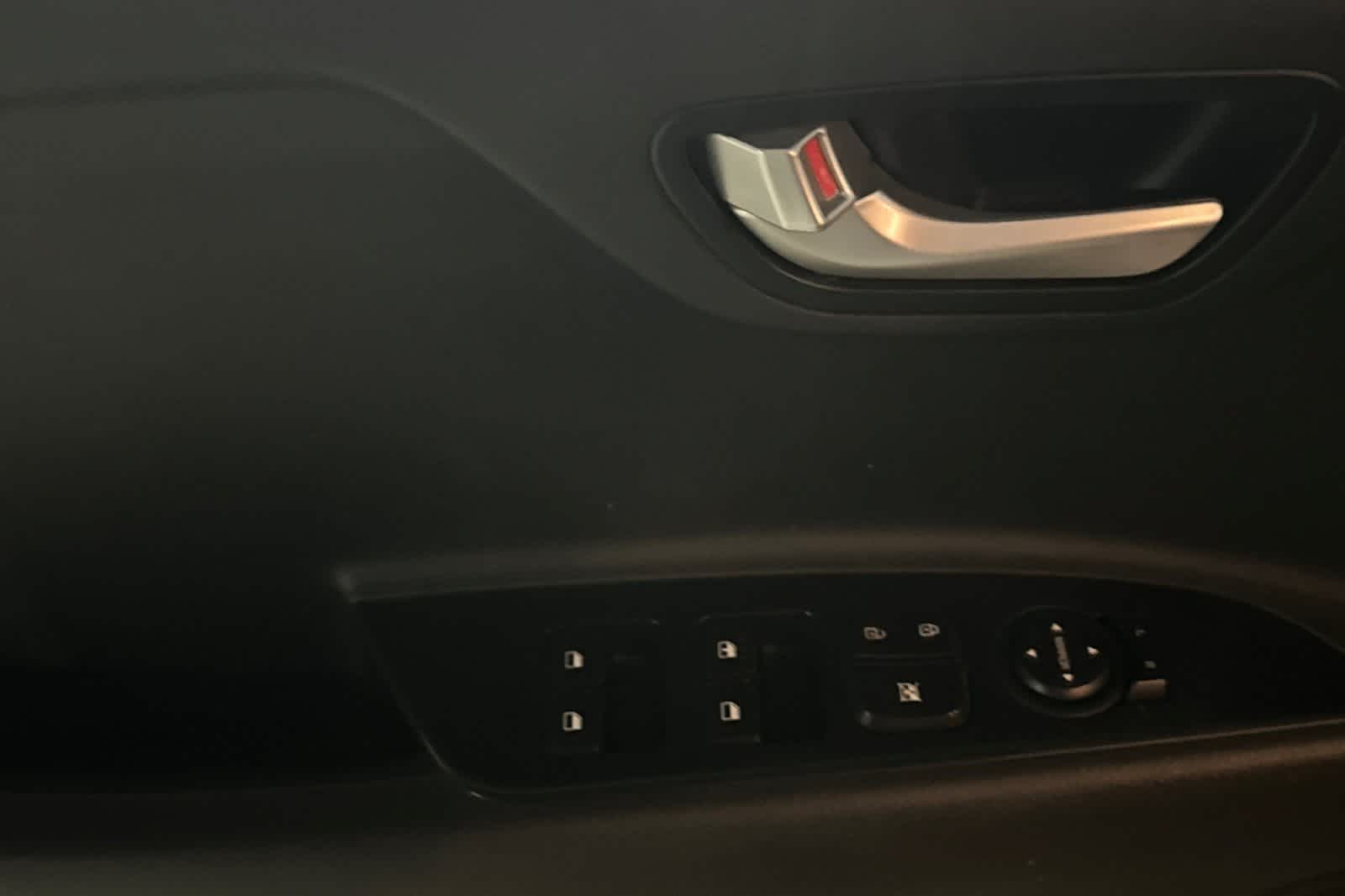 Thumbnail: 2023 Kia Rio - 13