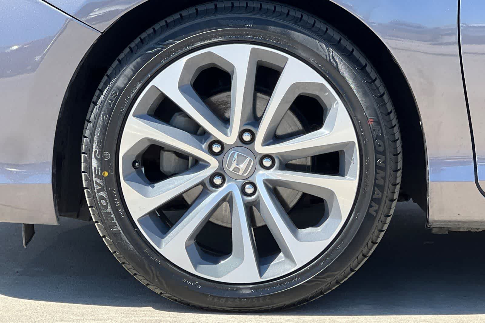 Thumbnail: 2013 Honda Accord - 33
