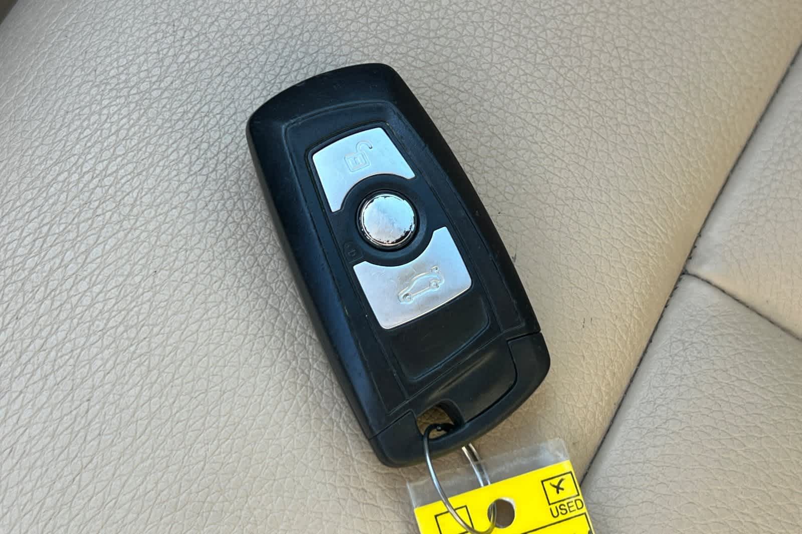 Thumbnail: 2015 BMW 3 Series - 21