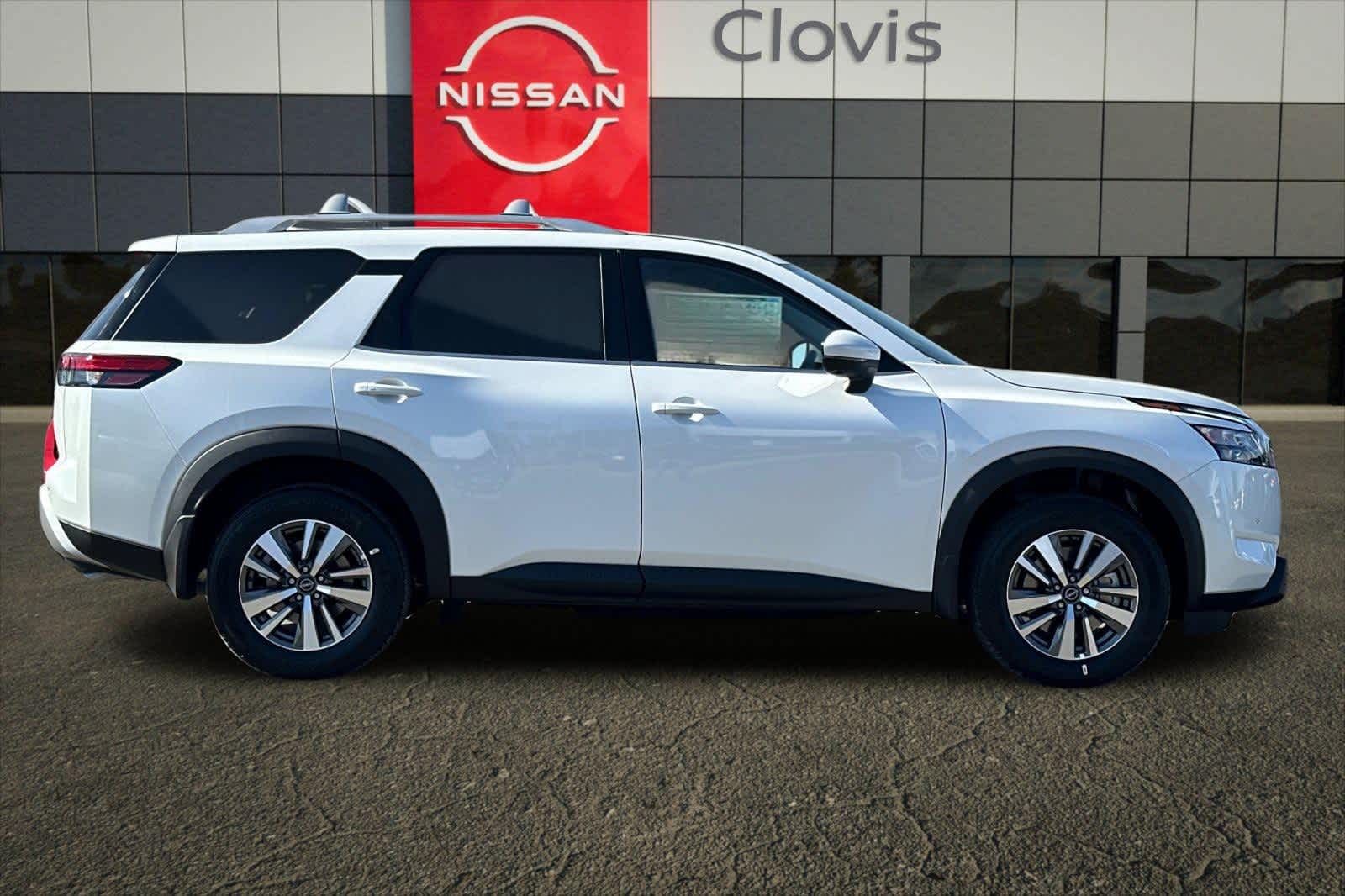 Thumbnail: 2025 Nissan Pathfinder - 9