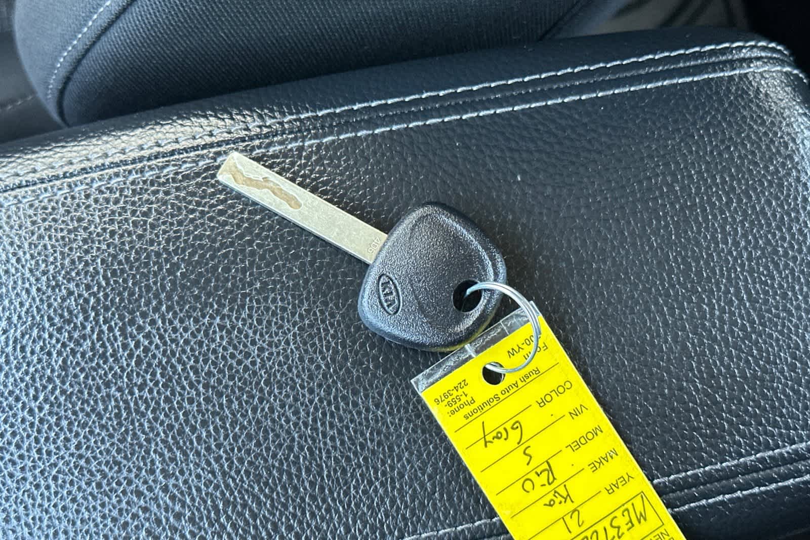 Thumbnail: 2021 Kia Rio - 24