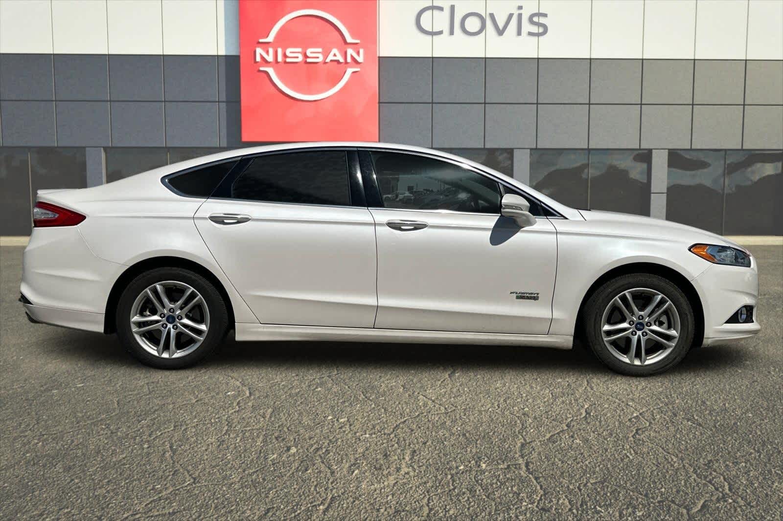 Thumbnail: 2015 Ford Fusion - 9