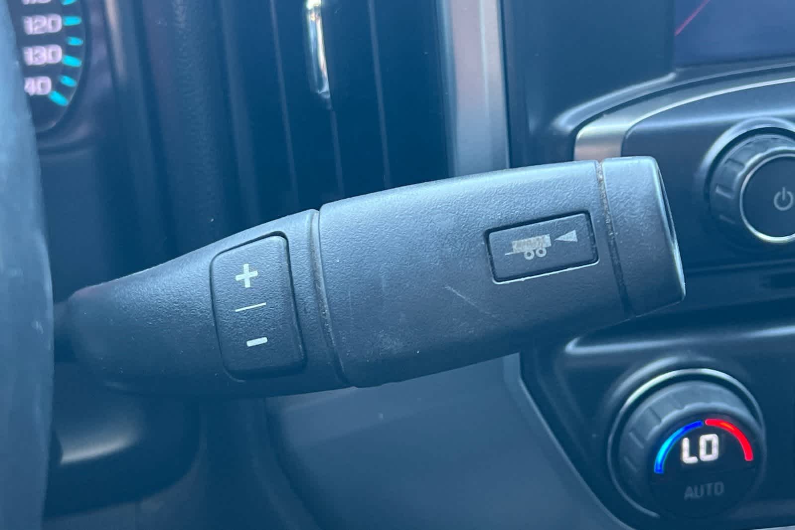 Thumbnail: 2015 Chevrolet Silverado 1500 - 24