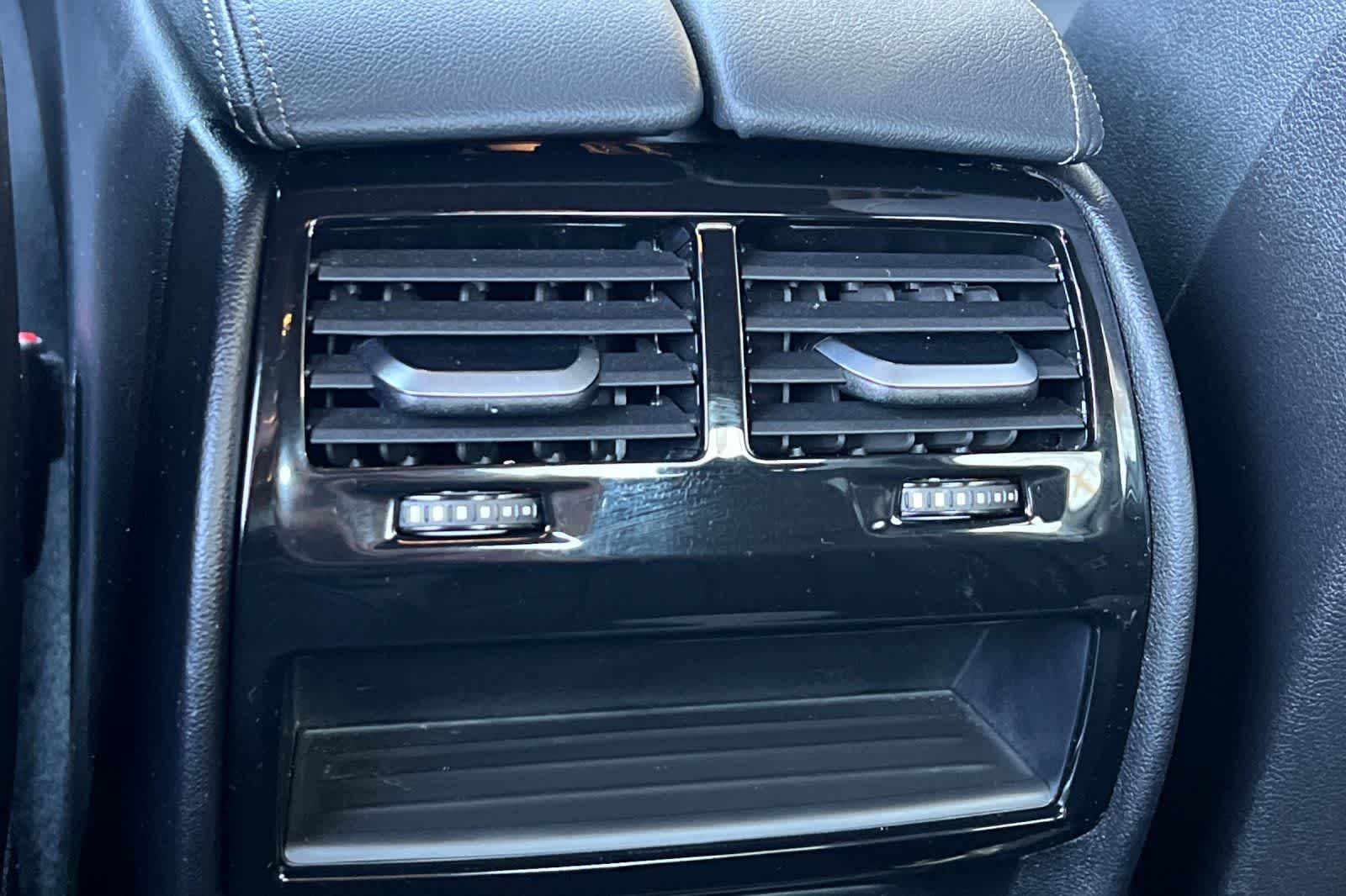 Thumbnail: 2023 BMW 5 Series - 15