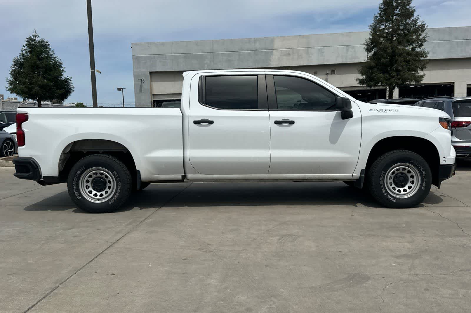 Thumbnail: 2022 Chevrolet Silverado 1500 - 9