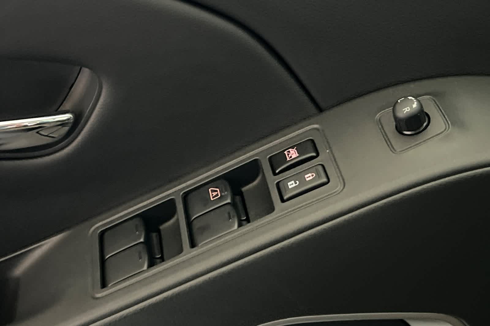 2025 Nissan Frontier SV 13