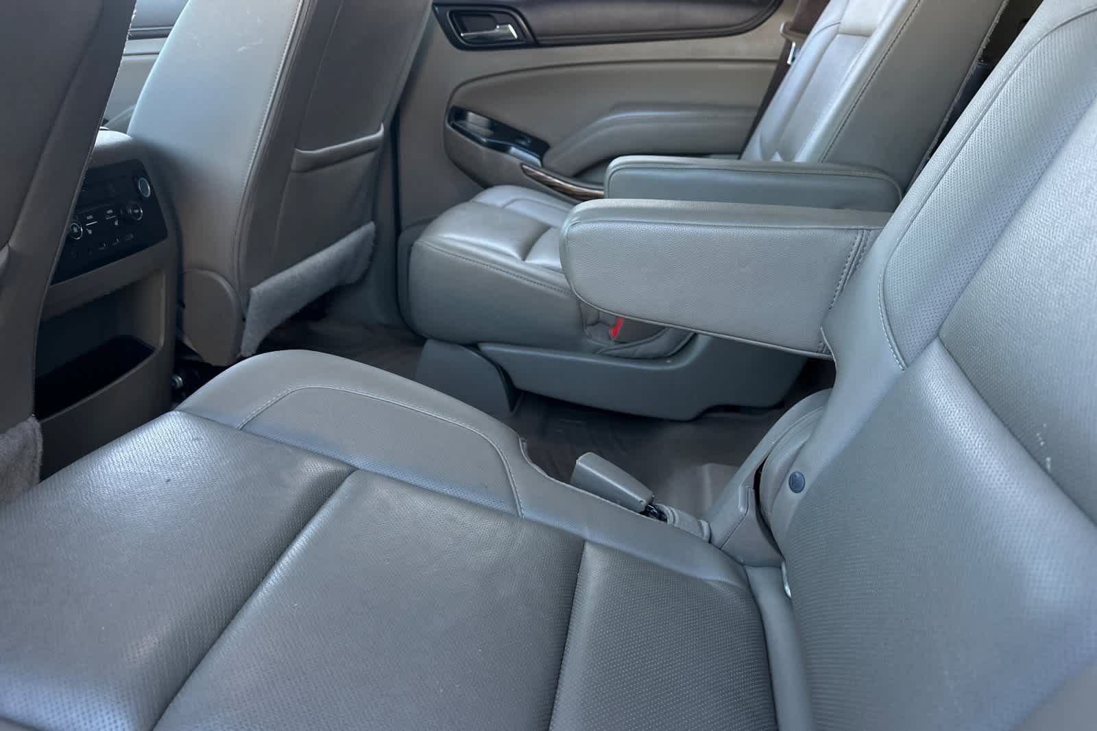 Thumbnail: 2017 GMC Yukon - 5