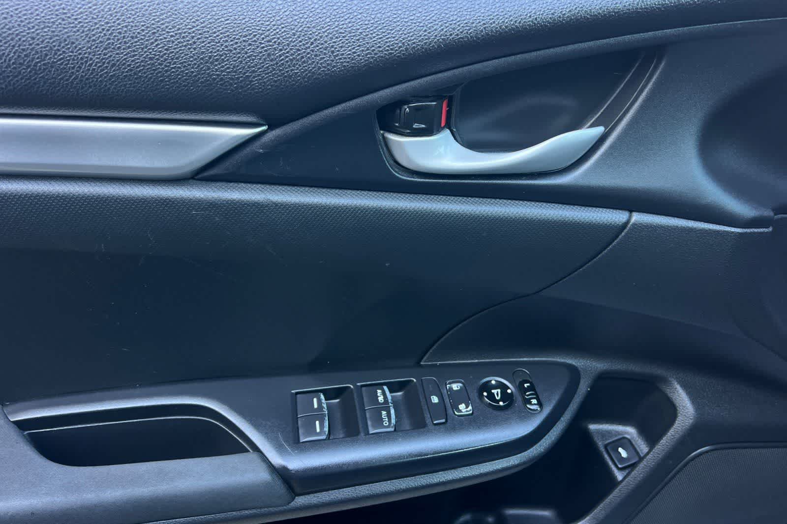 Thumbnail: 2019 Honda Civic - 13
