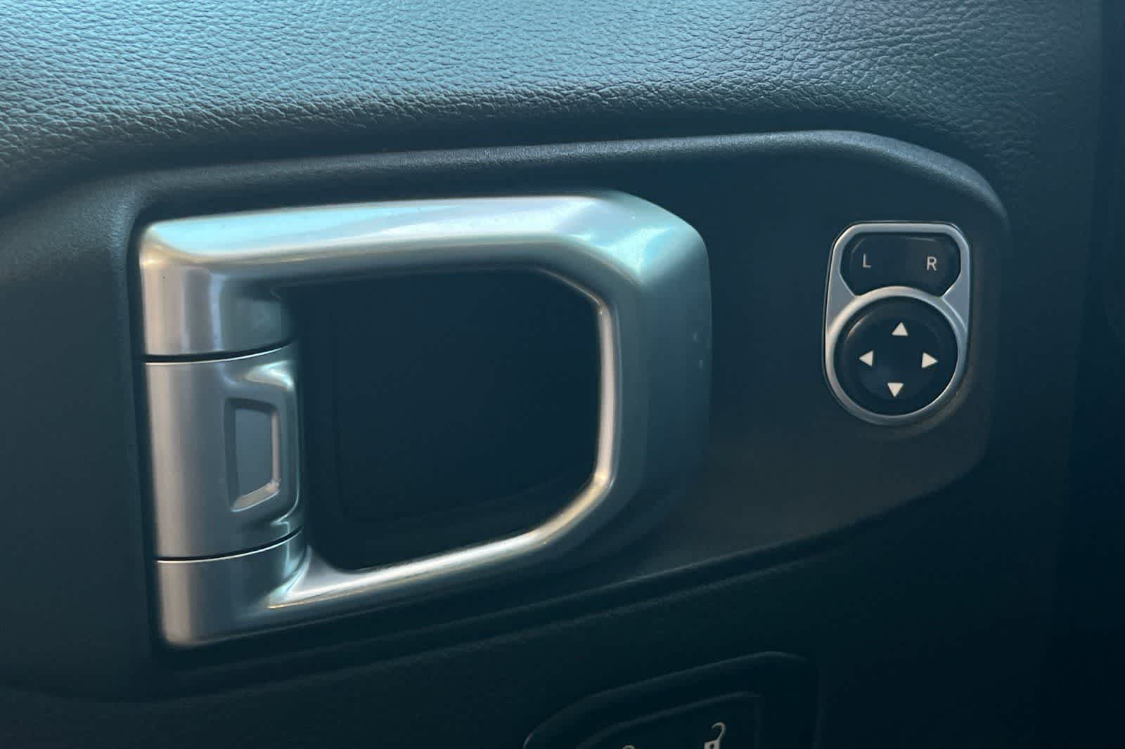 Thumbnail: 2024 Jeep Wrangler - 13
