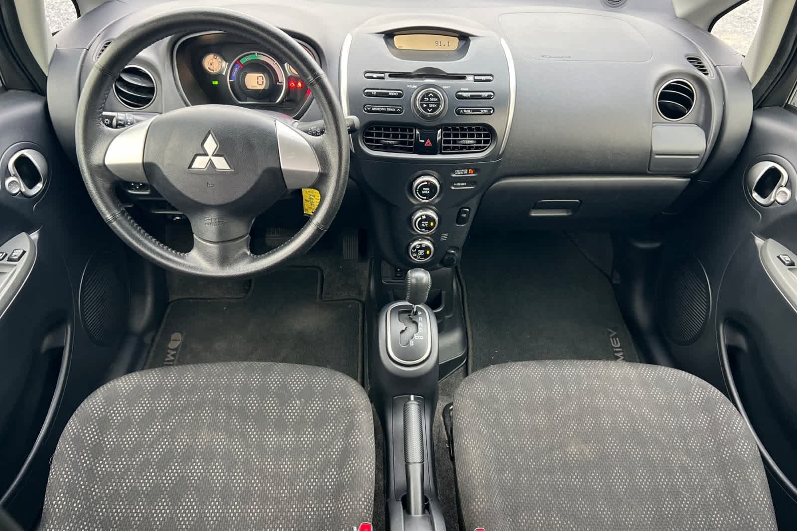 Thumbnail: 2016 Mitsubishi i-MiEV - 4