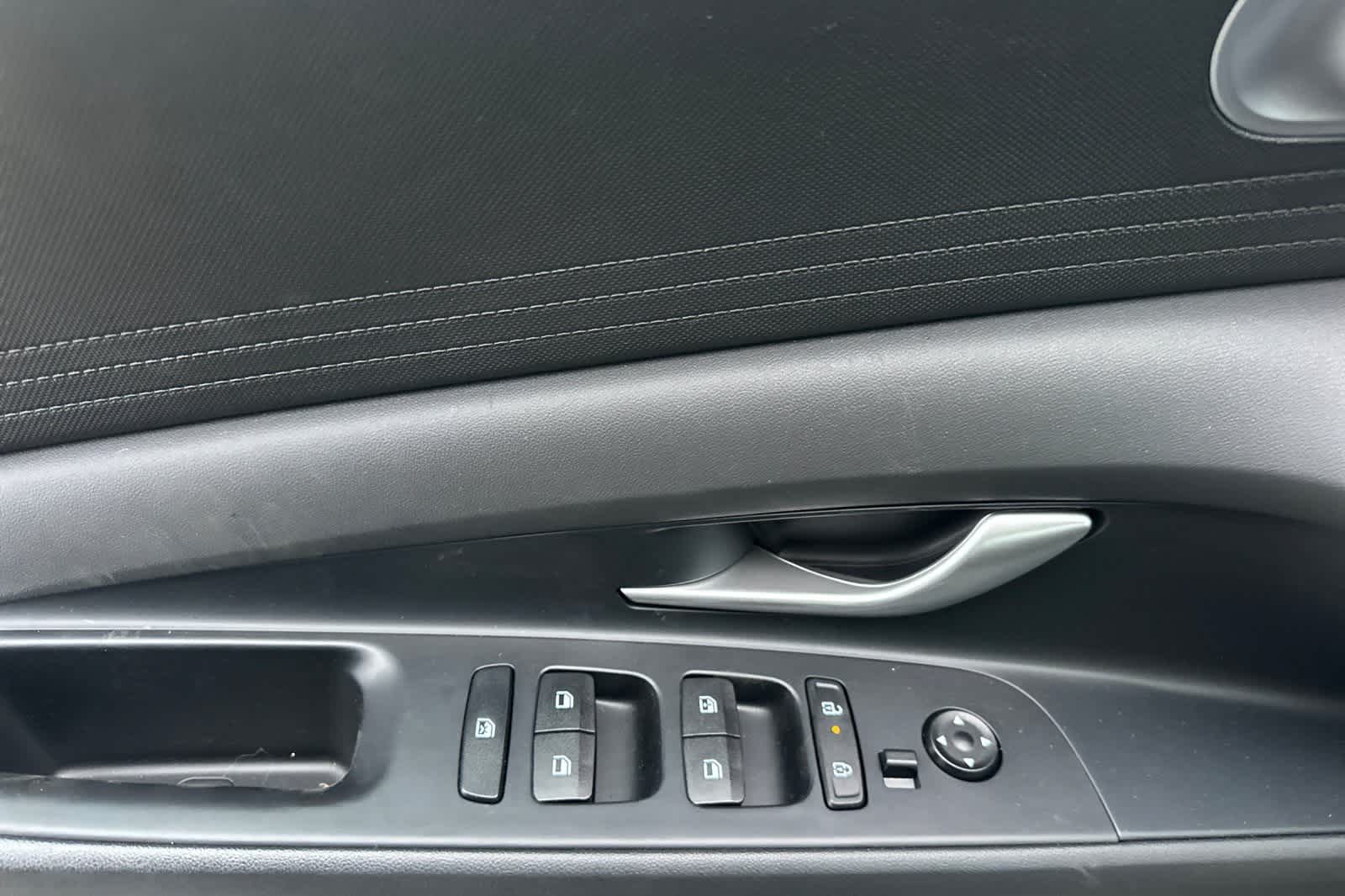 Thumbnail: 2024 Hyundai Elantra - 13