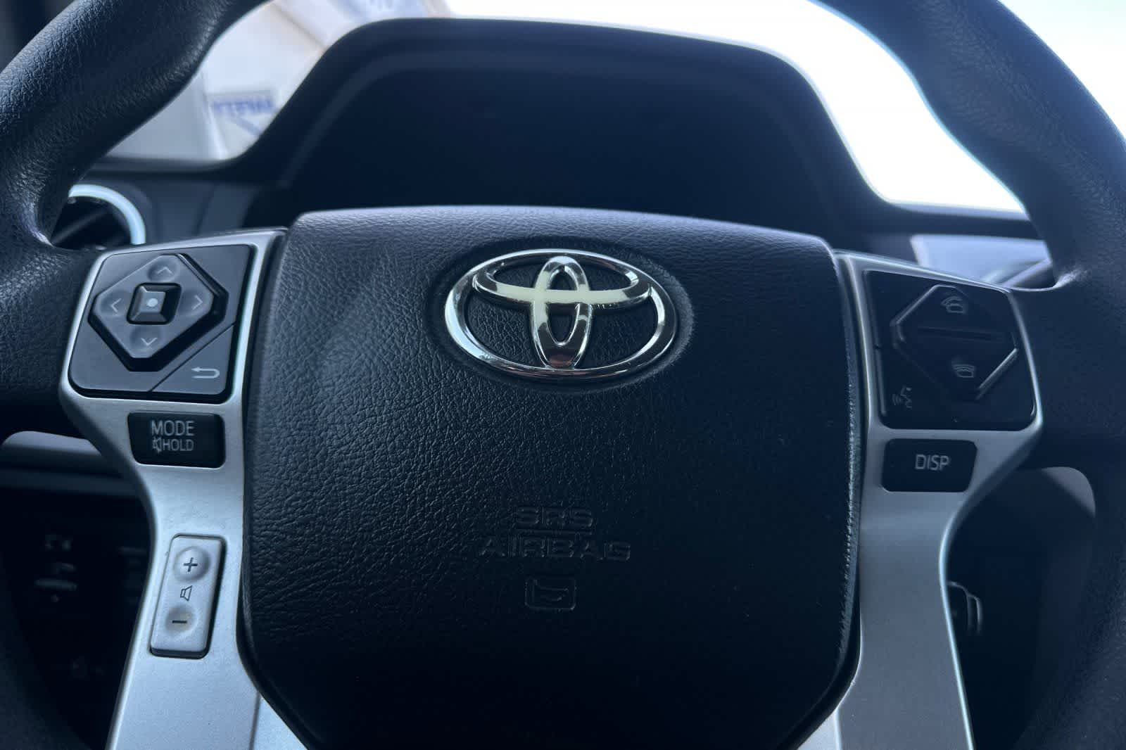 Thumbnail: 2014 Toyota Tundra - 28