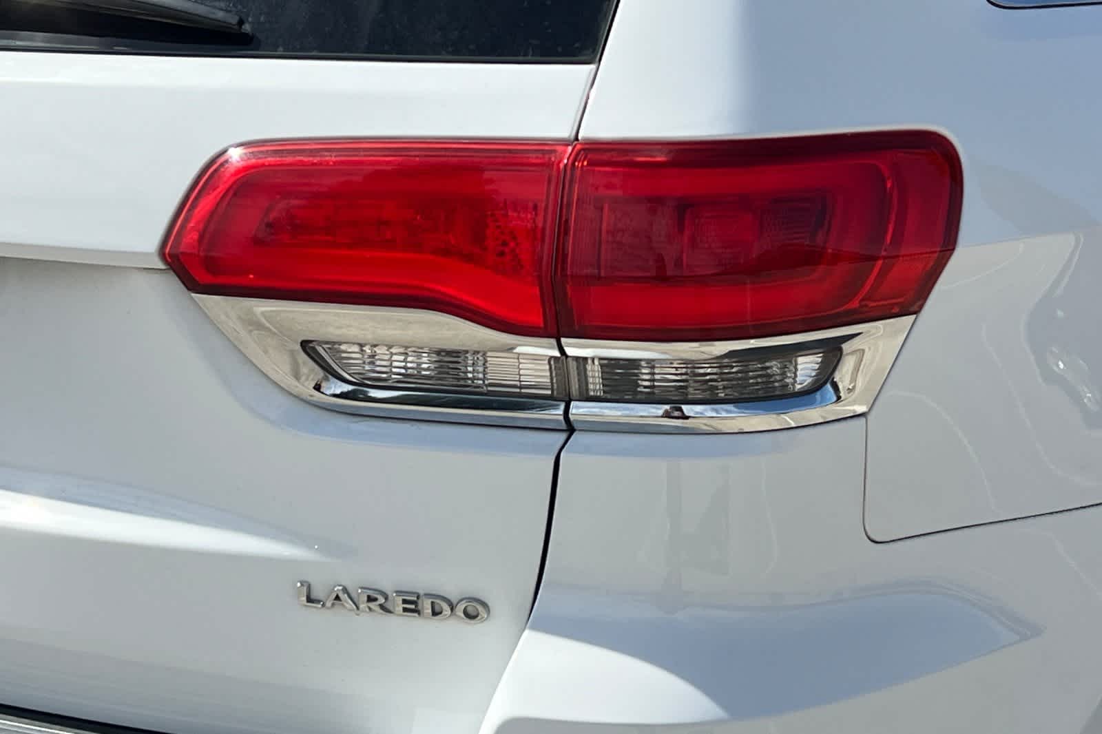 Thumbnail: 2014 Jeep Grand Cherokee - 13