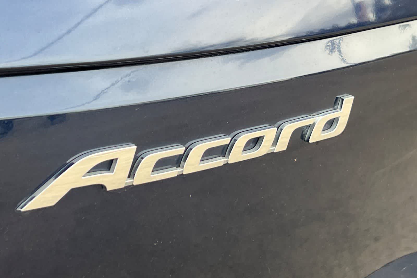 Thumbnail: 2009 Honda Accord - 16