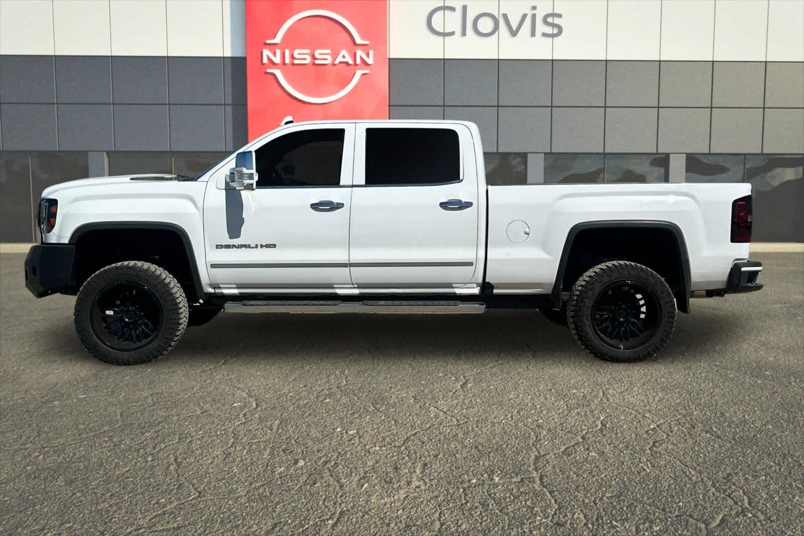 Thumbnail: 2019 GMC Sierra 3500 - 6