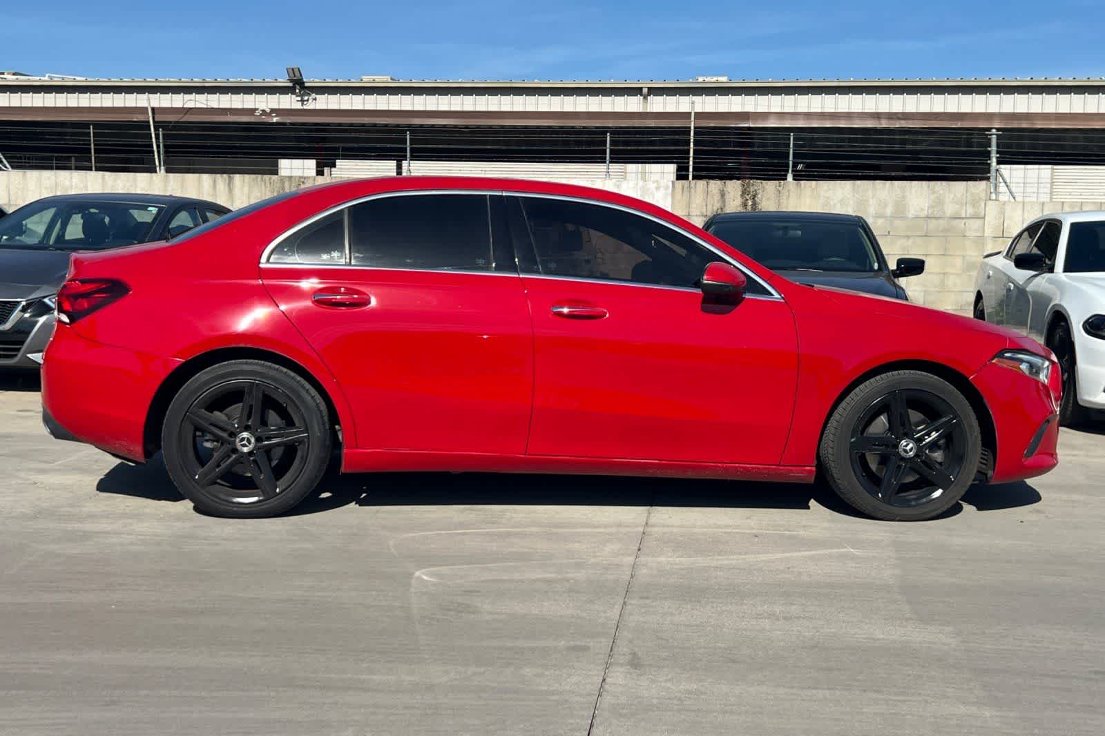 Thumbnail: 2019 Mercedes-Benz A-Class - 9