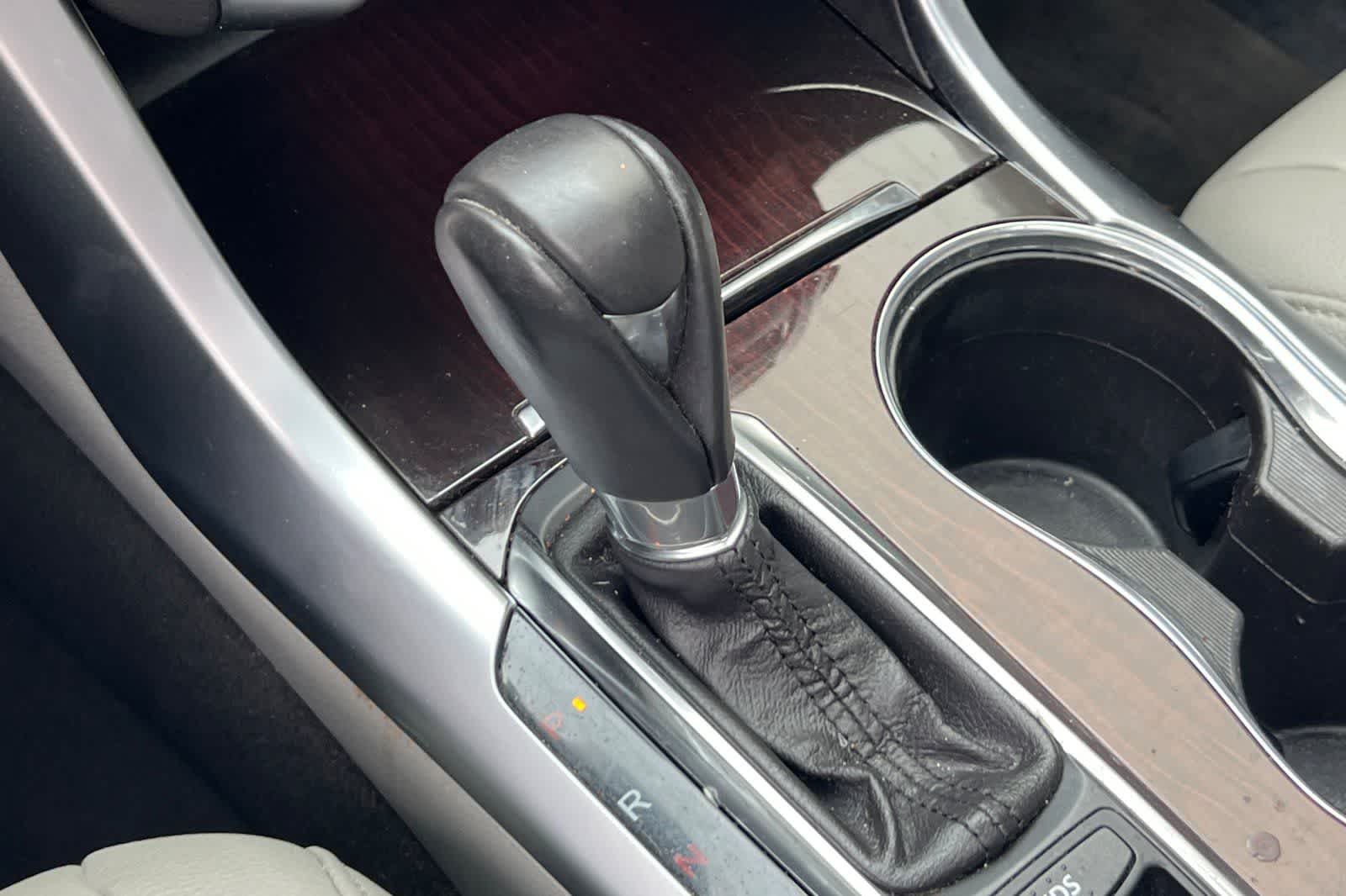 Thumbnail: 2015 Acura TLX - 23