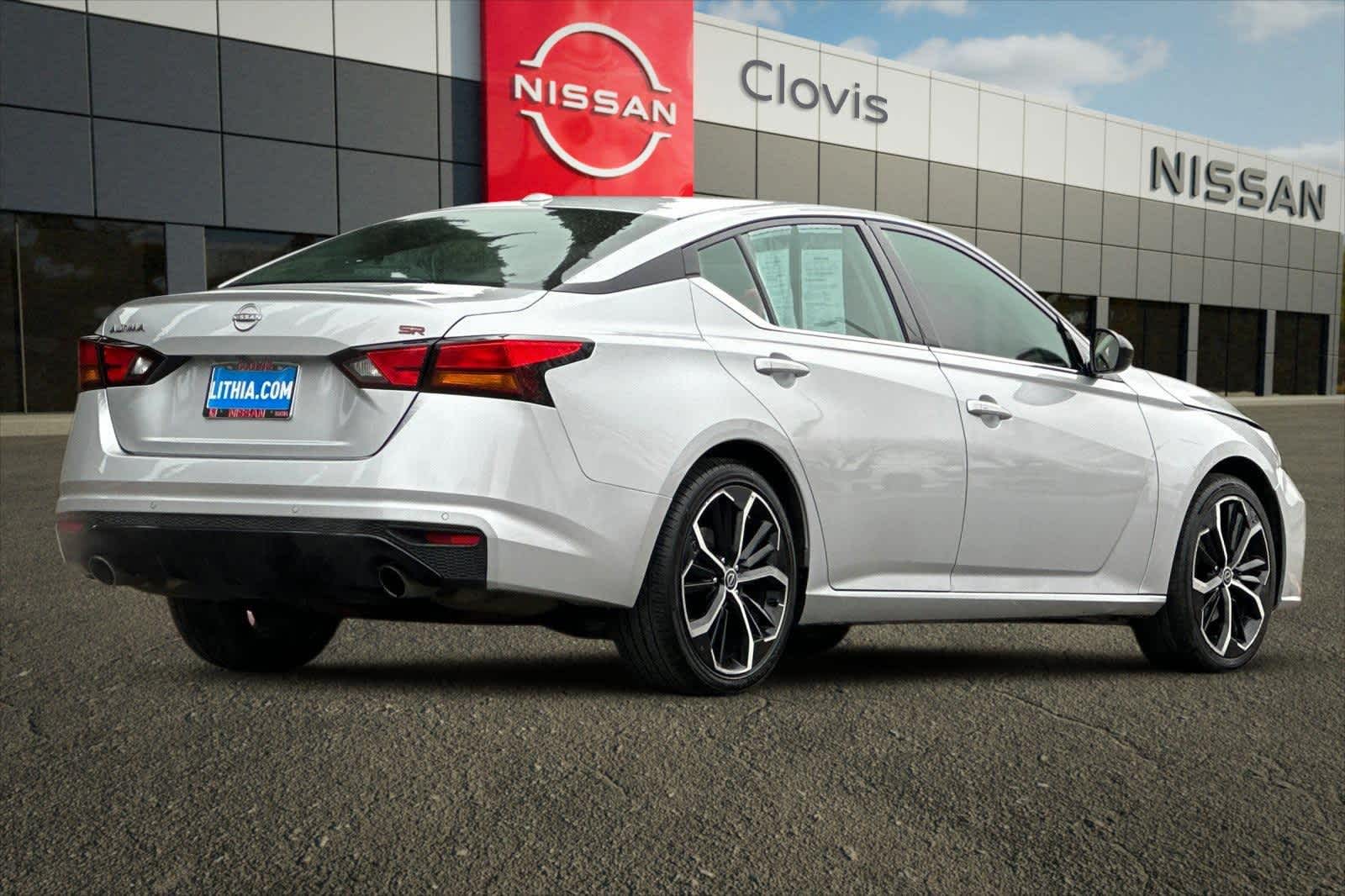 Thumbnail: 2023 Nissan Altima - 3