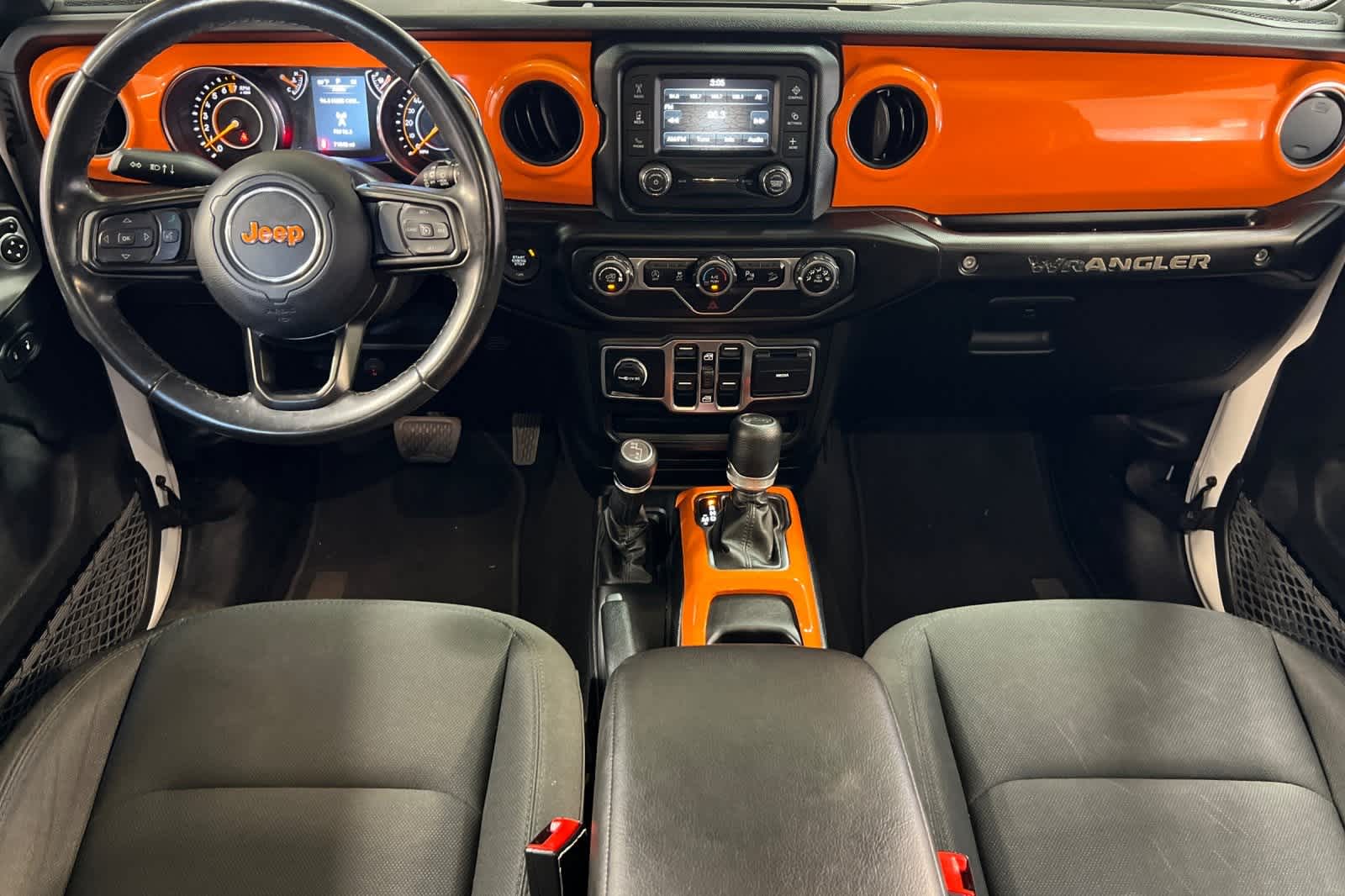 Thumbnail: 2019 Jeep Wrangler - 4