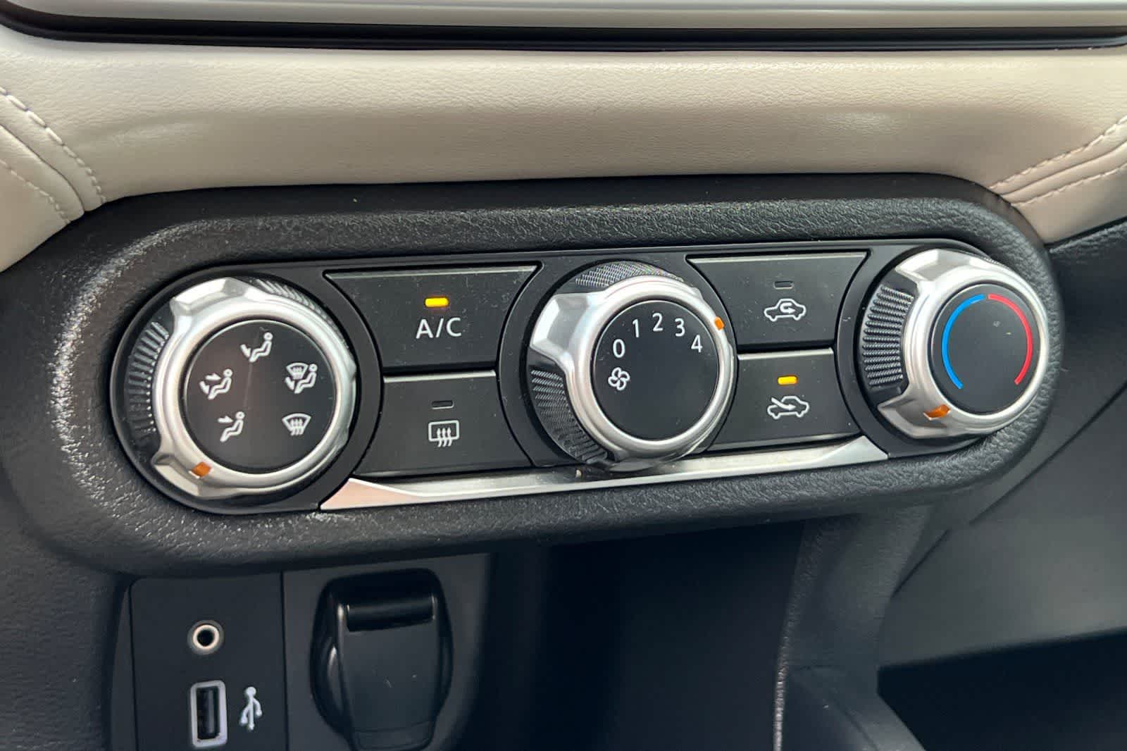 Thumbnail: 2020 Nissan Versa - 22