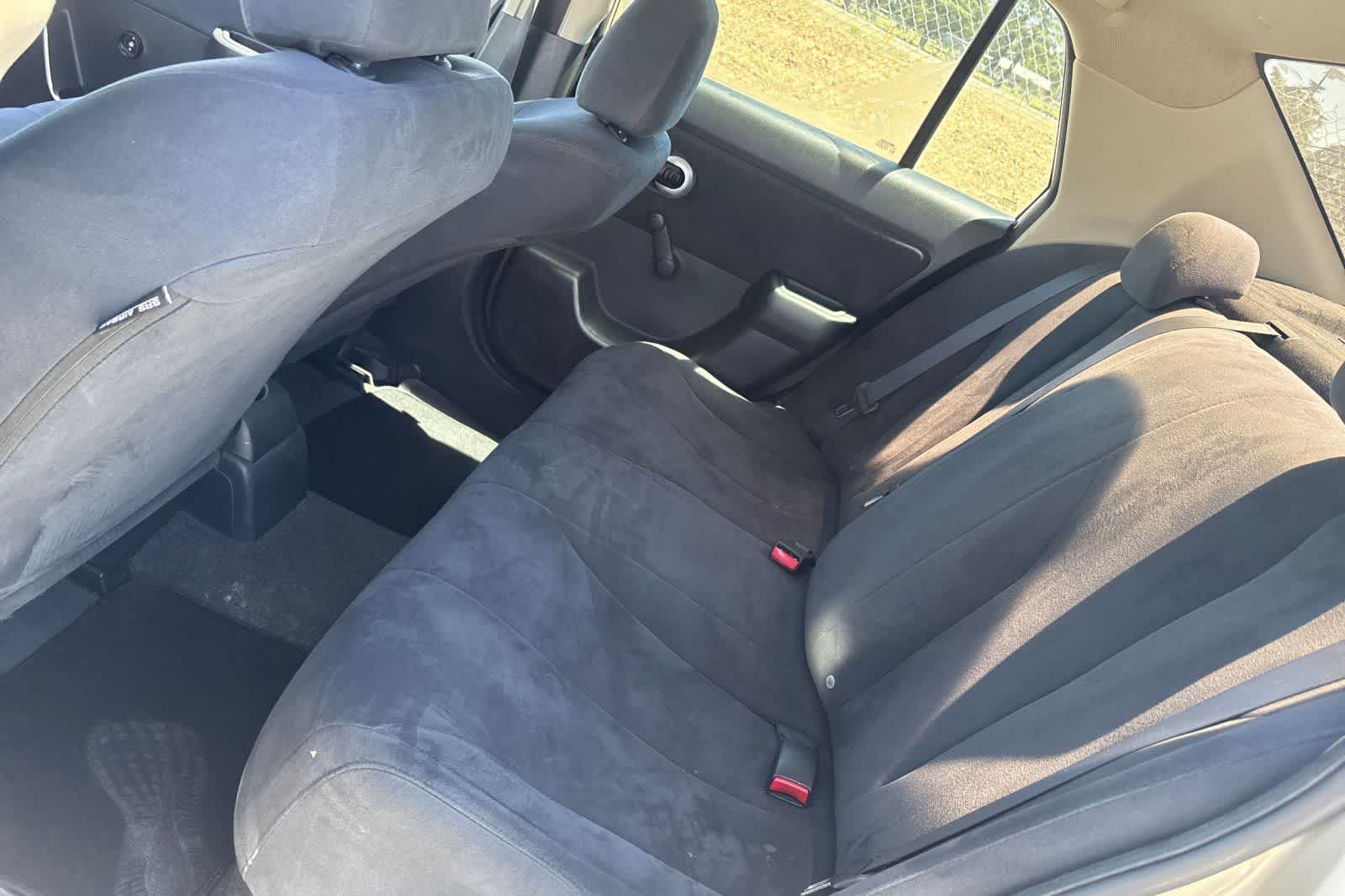 Thumbnail: 2009 Nissan Versa - 5