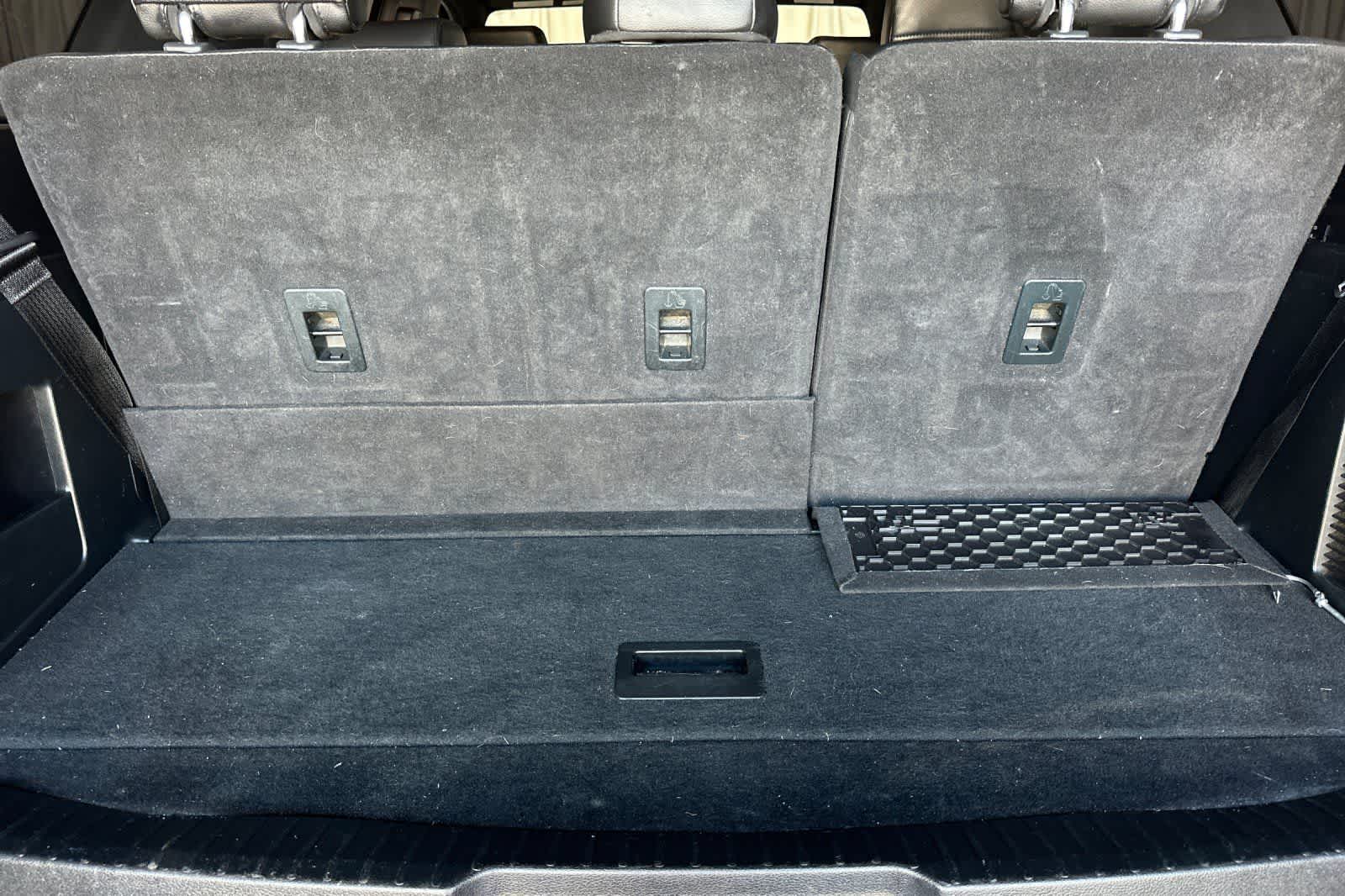 Thumbnail: 2020 Ford Expedition - 18