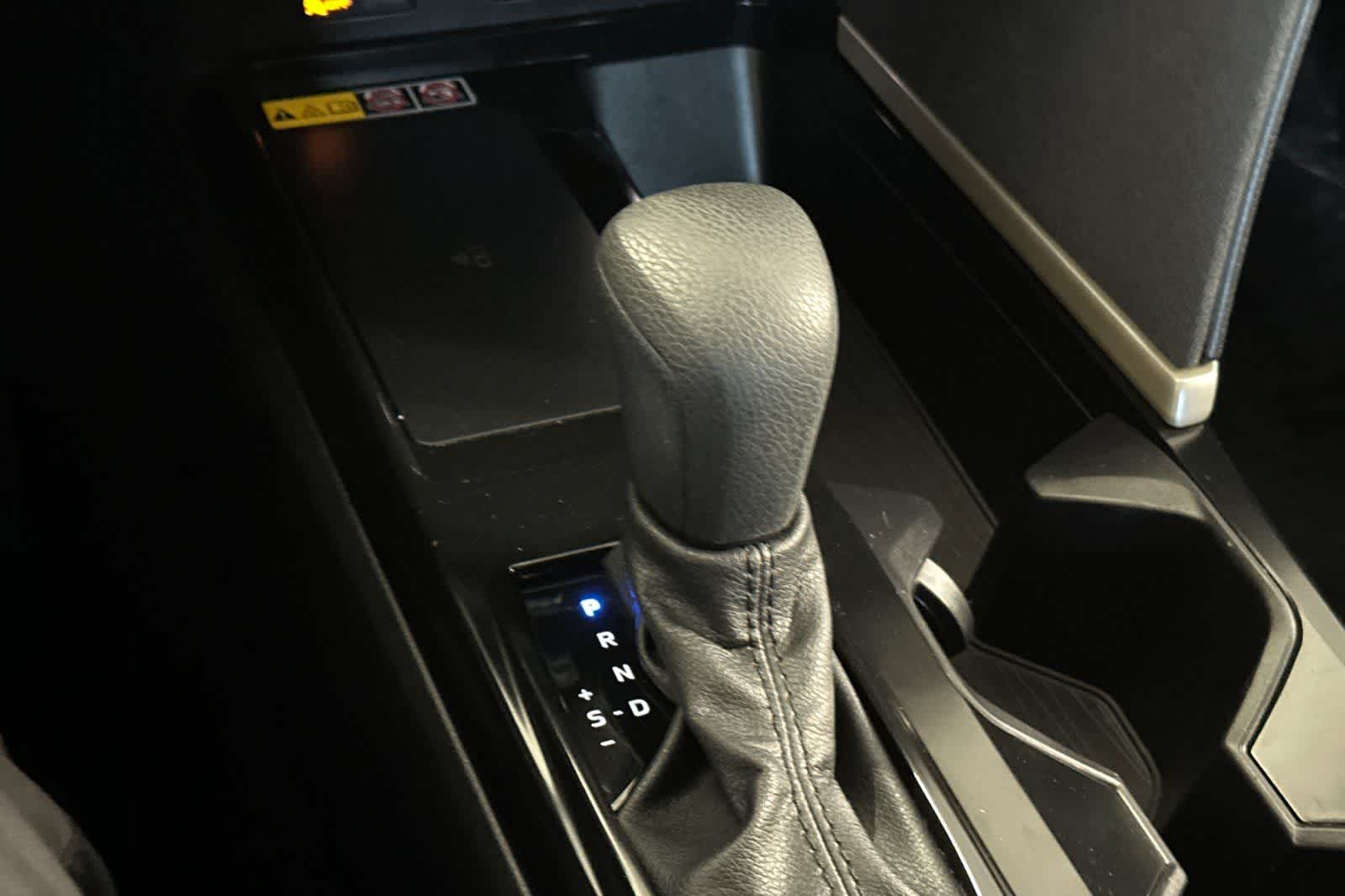 Thumbnail: 2025 Toyota Camry - 22