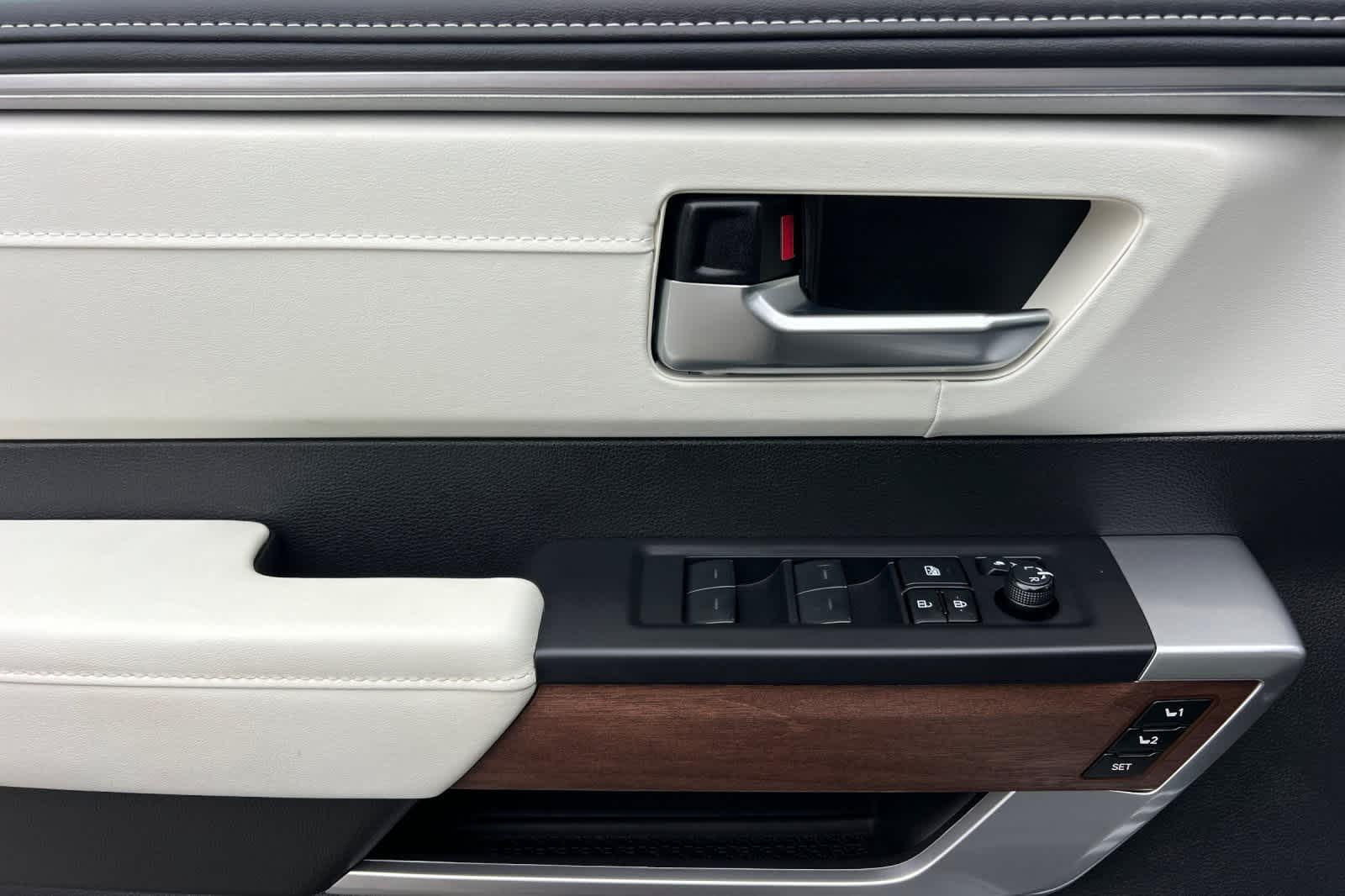 Thumbnail: 2024 Toyota Tundra - 13