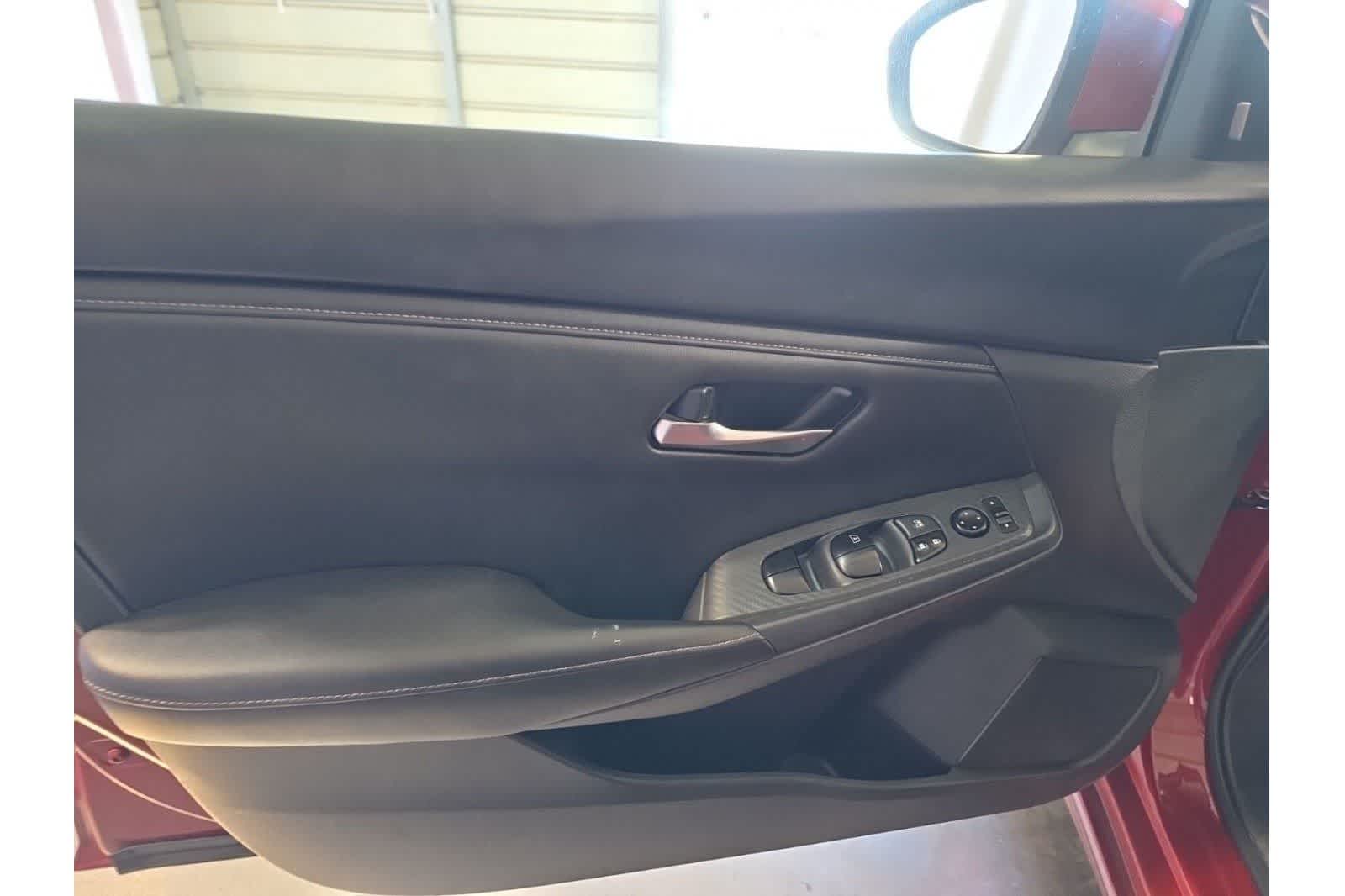 Thumbnail: 2023 Nissan Sentra - 19