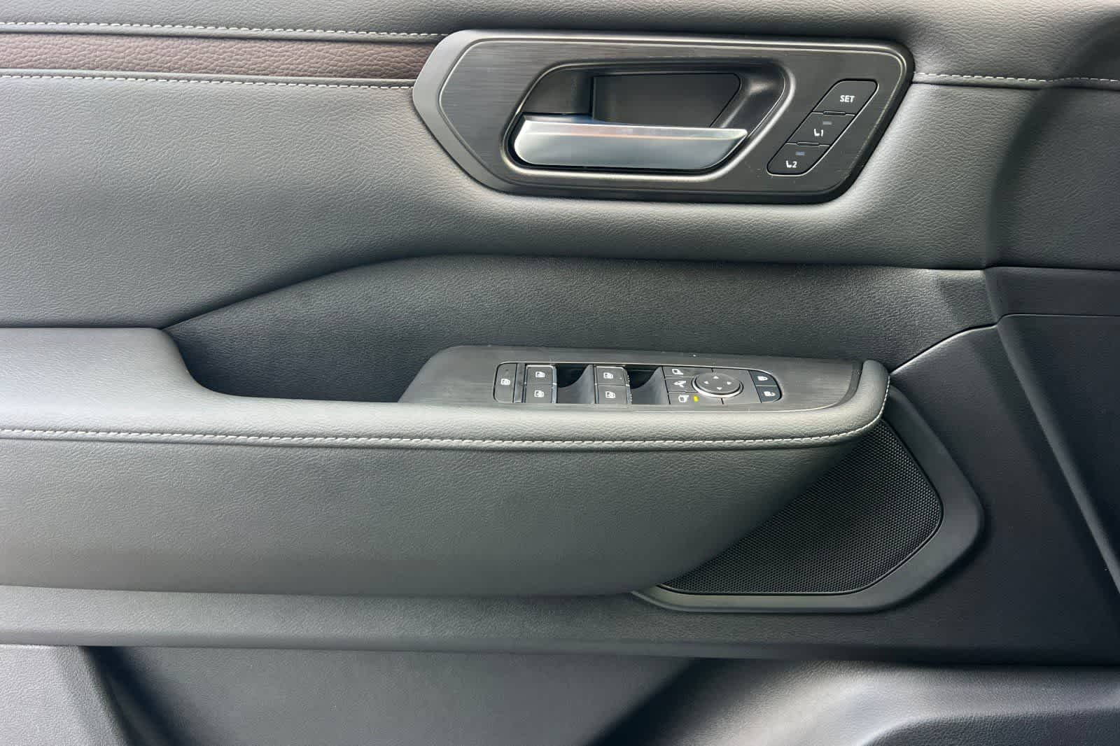 Thumbnail: 2026 Nissan Armada - 13