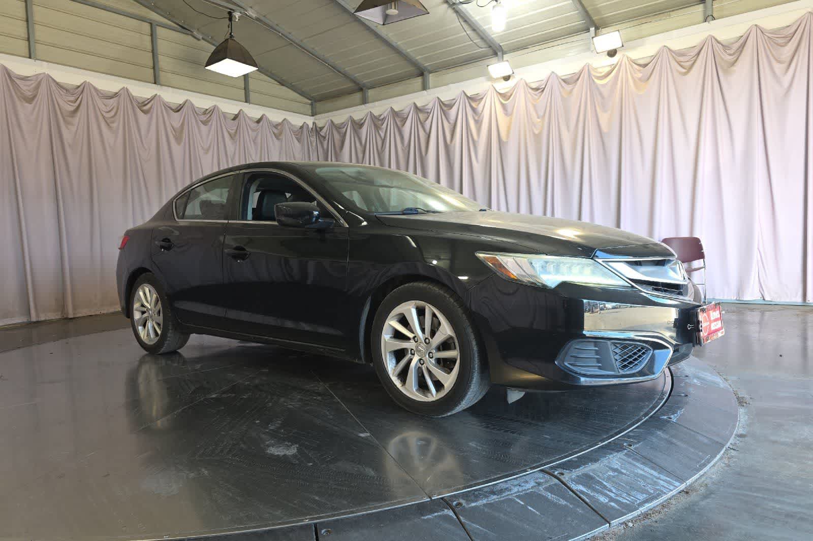 Thumbnail: 2017 Acura ILX - 10