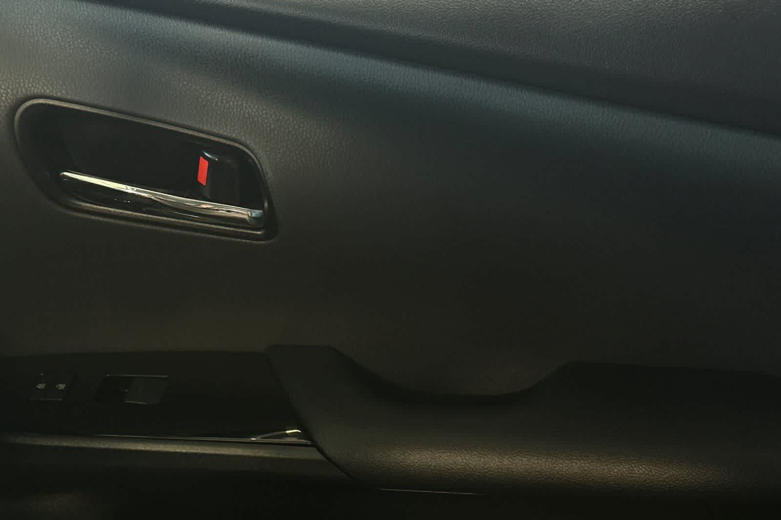 Thumbnail: 2019 Toyota Prius Prime - 20